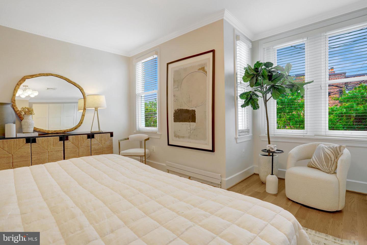 230 N SAINT ASAPH ST, ALEXANDRIA, Virginia 22314, 2 Bedrooms Bedrooms, ,2 BathroomsBathrooms,Residential,For sale,230 N SAINT ASAPH ST,VAAX2045652 MLS # VAAX2045652