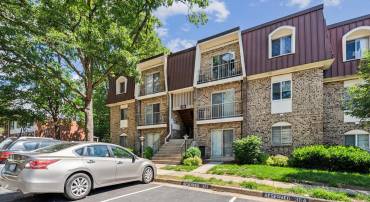 420 E CORNELL DR #8, STERLING, Virginia 20164, 1 Bedroom Bedrooms, ,1 BathroomBathrooms,Residential,For sale,420 E CORNELL DR #8,VALO2097642 MLS # VALO2097642