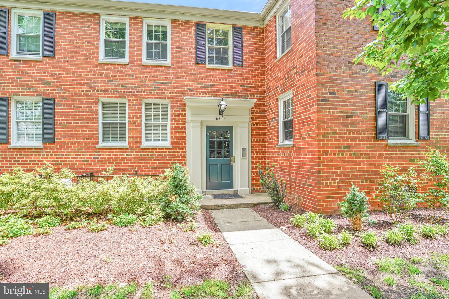 6517 POTOMAC AVE #A2, ALEXANDRIA, Virginia 22307, 2 Bedrooms Bedrooms, ,1 BathroomBathrooms,Residential,For sale,6517 POTOMAC AVE #A2,VAFX2242832 MLS # VAFX2242832