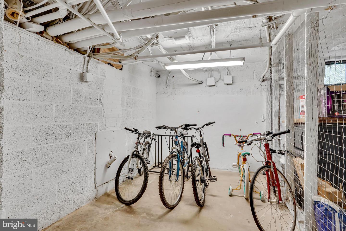 6517 POTOMAC AVE #A2, ALEXANDRIA, Virginia 22307, 2 Bedrooms Bedrooms, ,1 BathroomBathrooms,Residential,For sale,6517 POTOMAC AVE #A2,VAFX2242832 MLS # VAFX2242832