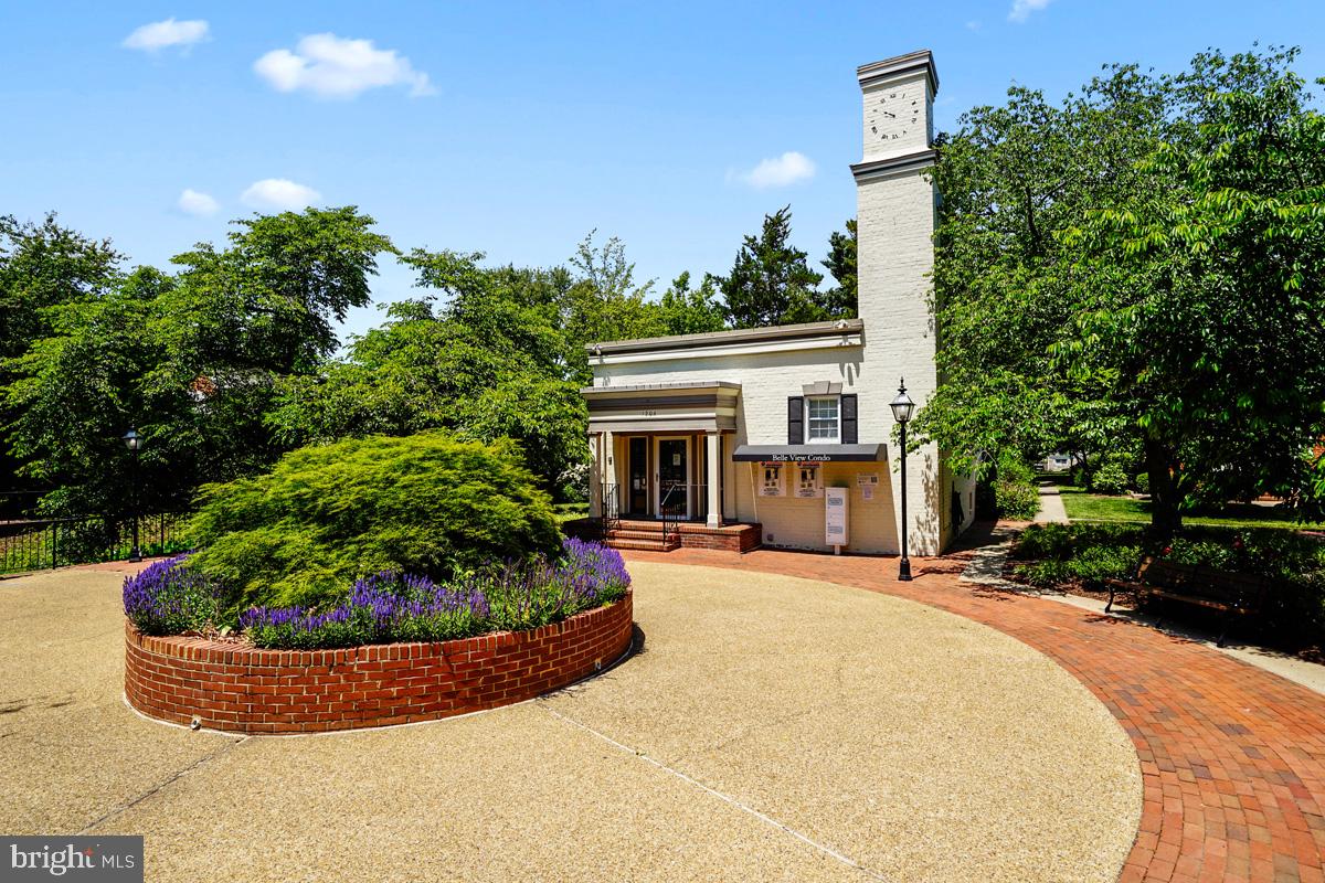 6517 POTOMAC AVE #A2, ALEXANDRIA, Virginia 22307, 2 Bedrooms Bedrooms, ,1 BathroomBathrooms,Residential,For sale,6517 POTOMAC AVE #A2,VAFX2242832 MLS # VAFX2242832