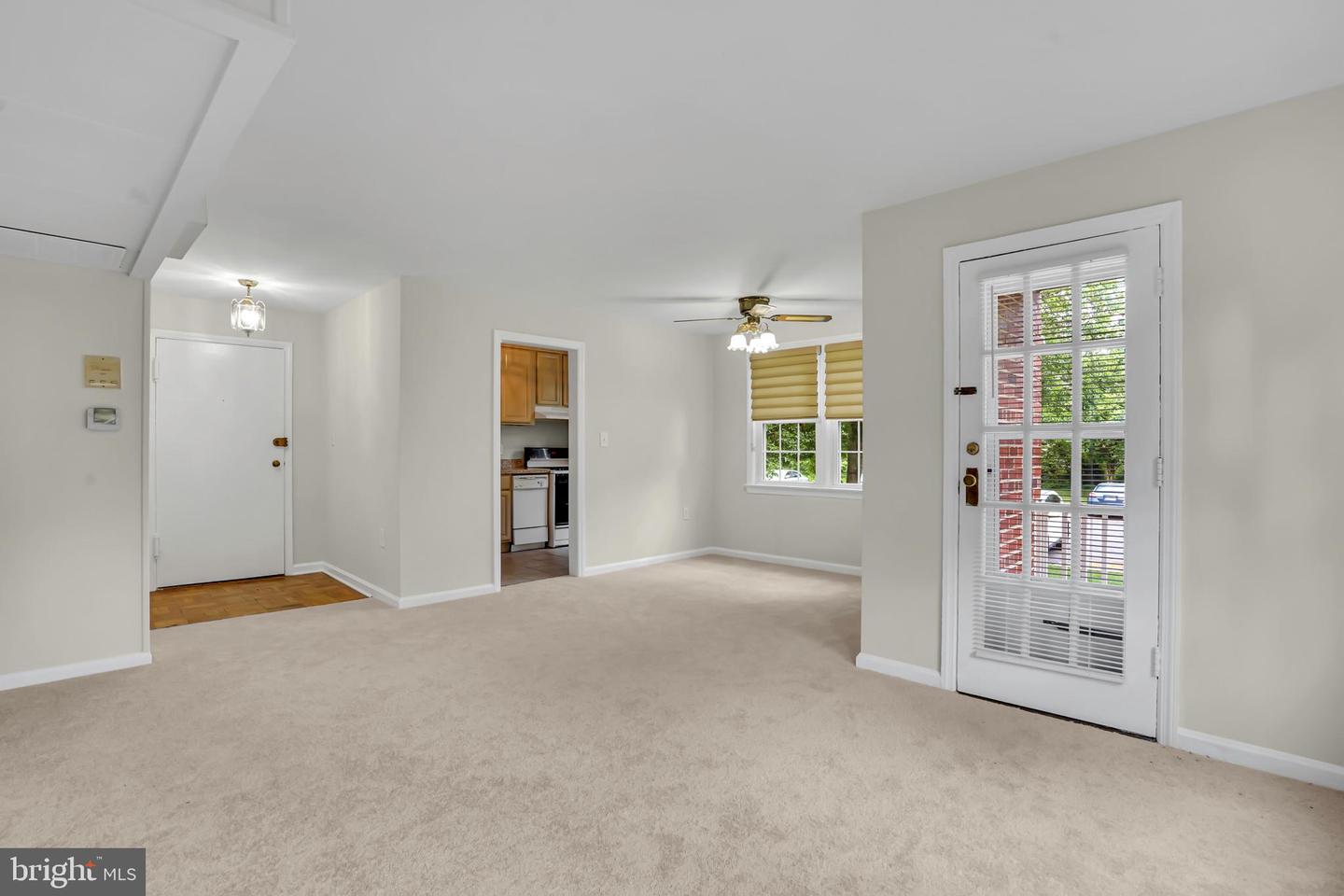 6517 POTOMAC AVE #A2, ALEXANDRIA, Virginia 22307, 2 Bedrooms Bedrooms, ,1 BathroomBathrooms,Residential,For sale,6517 POTOMAC AVE #A2,VAFX2242832 MLS # VAFX2242832