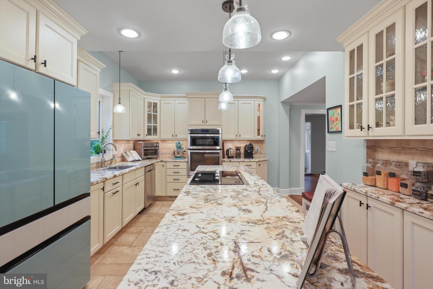 3134 CLAYBORNE AVE, ALEXANDRIA, Virginia 22306, 5 Bedrooms Bedrooms, ,3 BathroomsBathrooms,Residential,For sale,3134 CLAYBORNE AVE,VAFX2242884 MLS # VAFX2242884