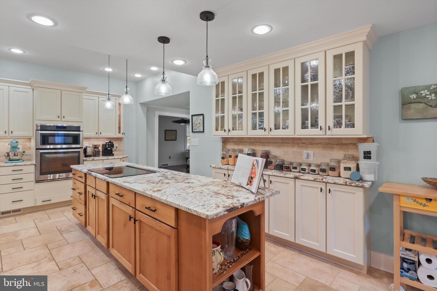 3134 CLAYBORNE AVE, ALEXANDRIA, Virginia 22306, 5 Bedrooms Bedrooms, ,3 BathroomsBathrooms,Residential,For sale,3134 CLAYBORNE AVE,VAFX2242884 MLS # VAFX2242884