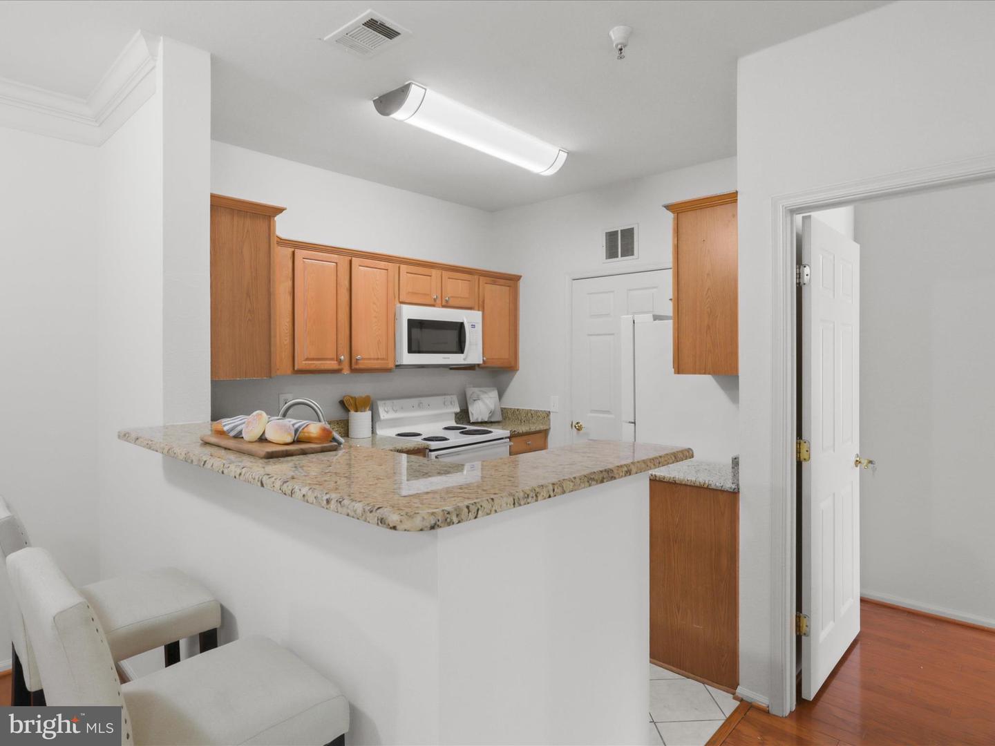1521 SPRING GATE DR #10308, MCLEAN, Virginia 22102, 2 Bedrooms Bedrooms, ,2 BathroomsBathrooms,Residential,For sale,1521 SPRING GATE DR #10308,VAFX2242896 MLS # VAFX2242896