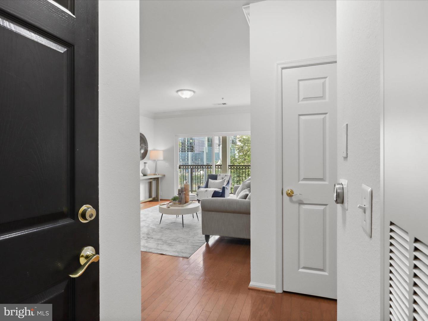 1521 SPRING GATE DR #10308, MCLEAN, Virginia 22102, 2 Bedrooms Bedrooms, ,2 BathroomsBathrooms,Residential,For sale,1521 SPRING GATE DR #10308,VAFX2242896 MLS # VAFX2242896