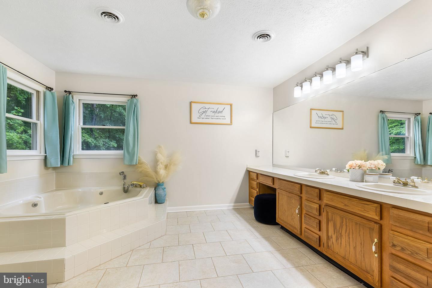 104 DENT RD, STAFFORD, Virginia 22554, 4 Bedrooms Bedrooms, ,2 BathroomsBathrooms,Residential,For sale,104 DENT RD,VAST2039174 MLS # VAST2039174