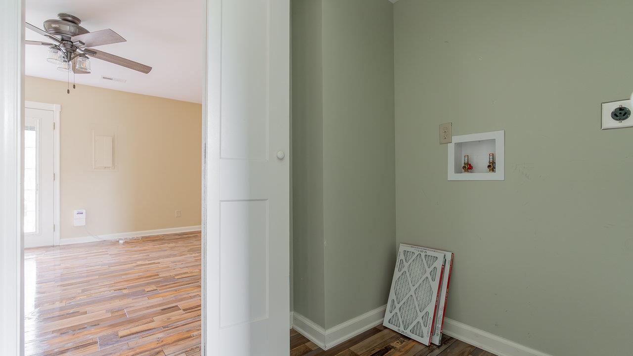 822 MEADOWLARK DR, HARRISONBURG, Virginia 22850, 2 Bedrooms Bedrooms, ,1 BathroomBathrooms,Residential,822 MEADOWLARK DR,664978 MLS # 664978