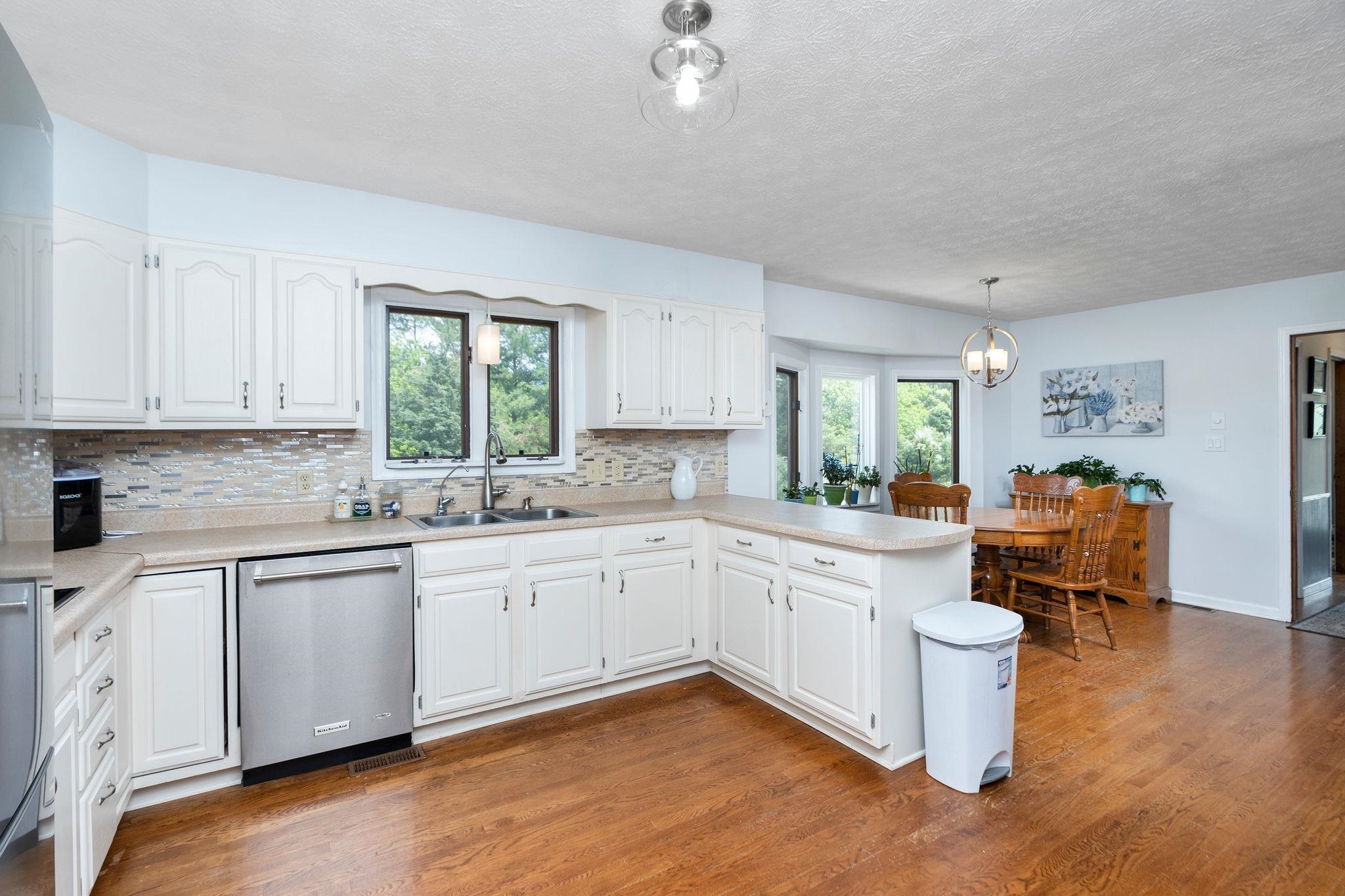85 SHACKELFORD LN, VERONA, Virginia 24482, 5 Bedrooms Bedrooms, ,4 BathroomsBathrooms,Residential,85 SHACKELFORD LN,664979 MLS # 664979