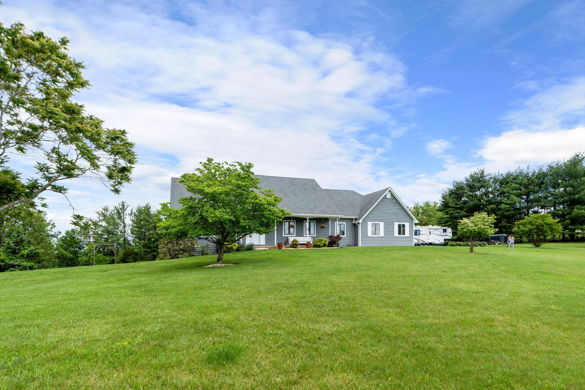 85 SHACKELFORD LN, VERONA, Virginia 24482, 5 Bedrooms Bedrooms, ,4 BathroomsBathrooms,Residential,85 SHACKELFORD LN,664979 MLS # 664979