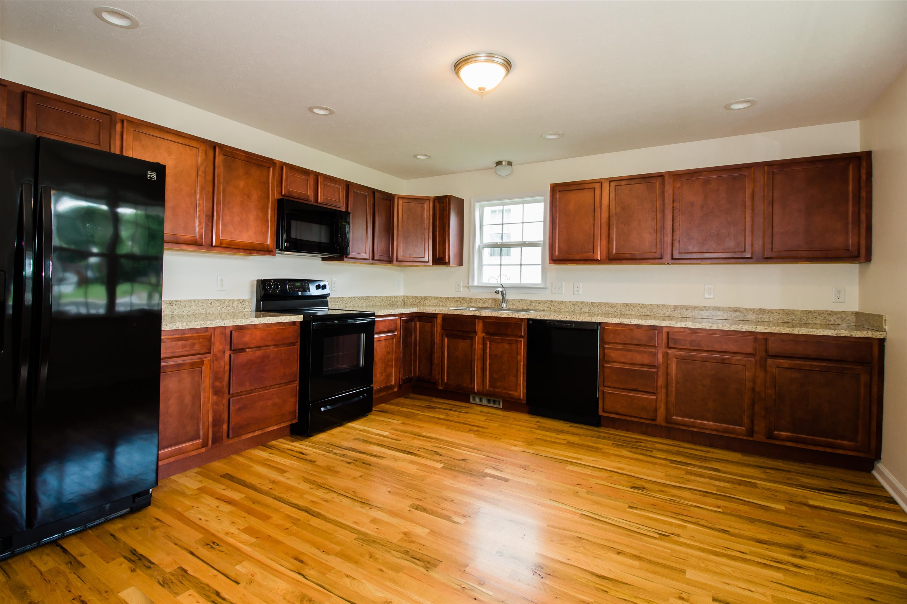 321 STICKLEY ST, MOUNT JACKSON, Virginia 22842, 3 Bedrooms Bedrooms, ,2 BathroomsBathrooms,Residential,321 STICKLEY ST,664980 MLS # 664980