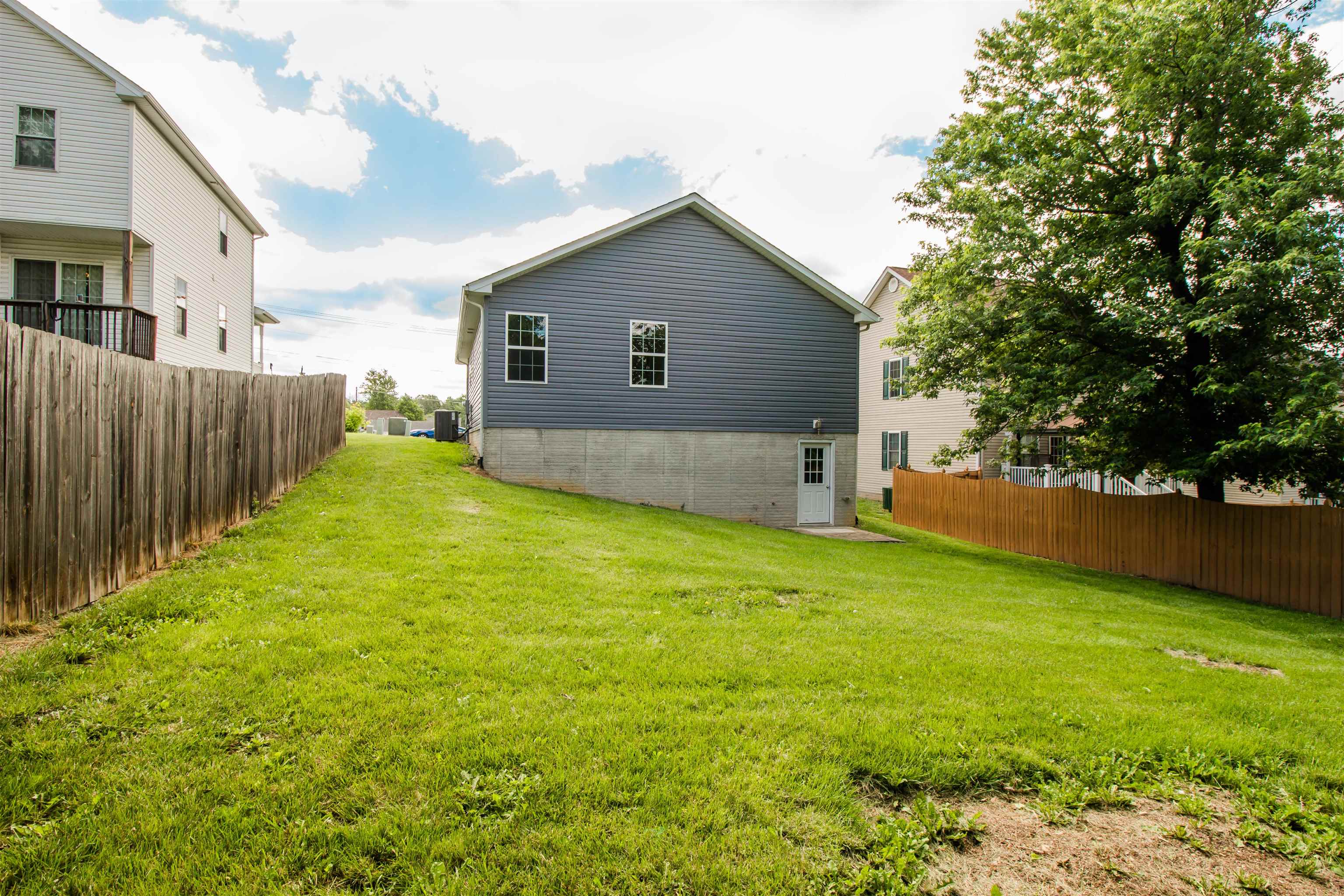 321 STICKLEY ST, MOUNT JACKSON, Virginia 22842, 3 Bedrooms Bedrooms, ,2 BathroomsBathrooms,Residential,321 STICKLEY ST,664980 MLS # 664980