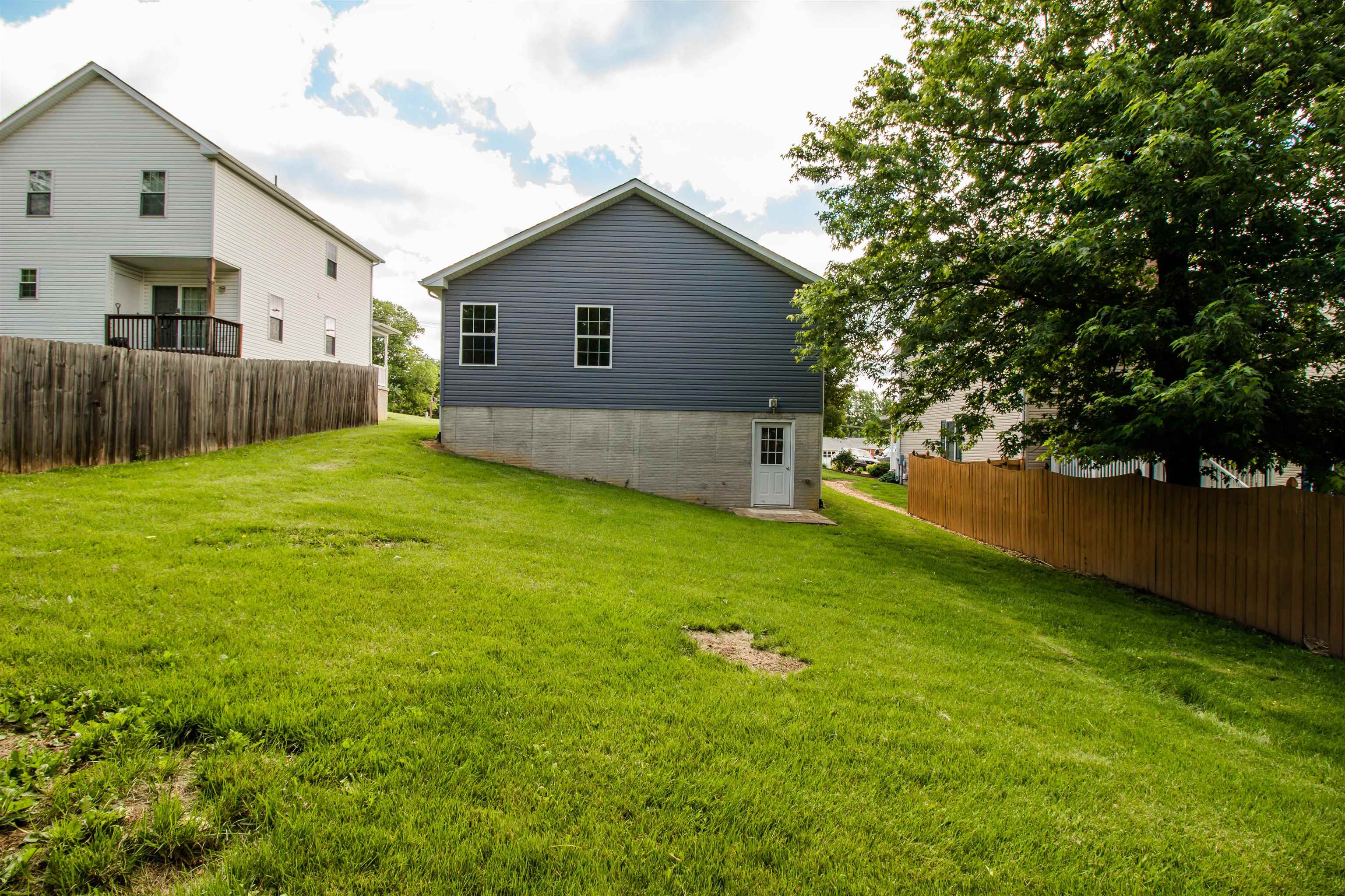 321 STICKLEY ST, MOUNT JACKSON, Virginia 22842, 3 Bedrooms Bedrooms, ,2 BathroomsBathrooms,Residential,321 STICKLEY ST,664980 MLS # 664980