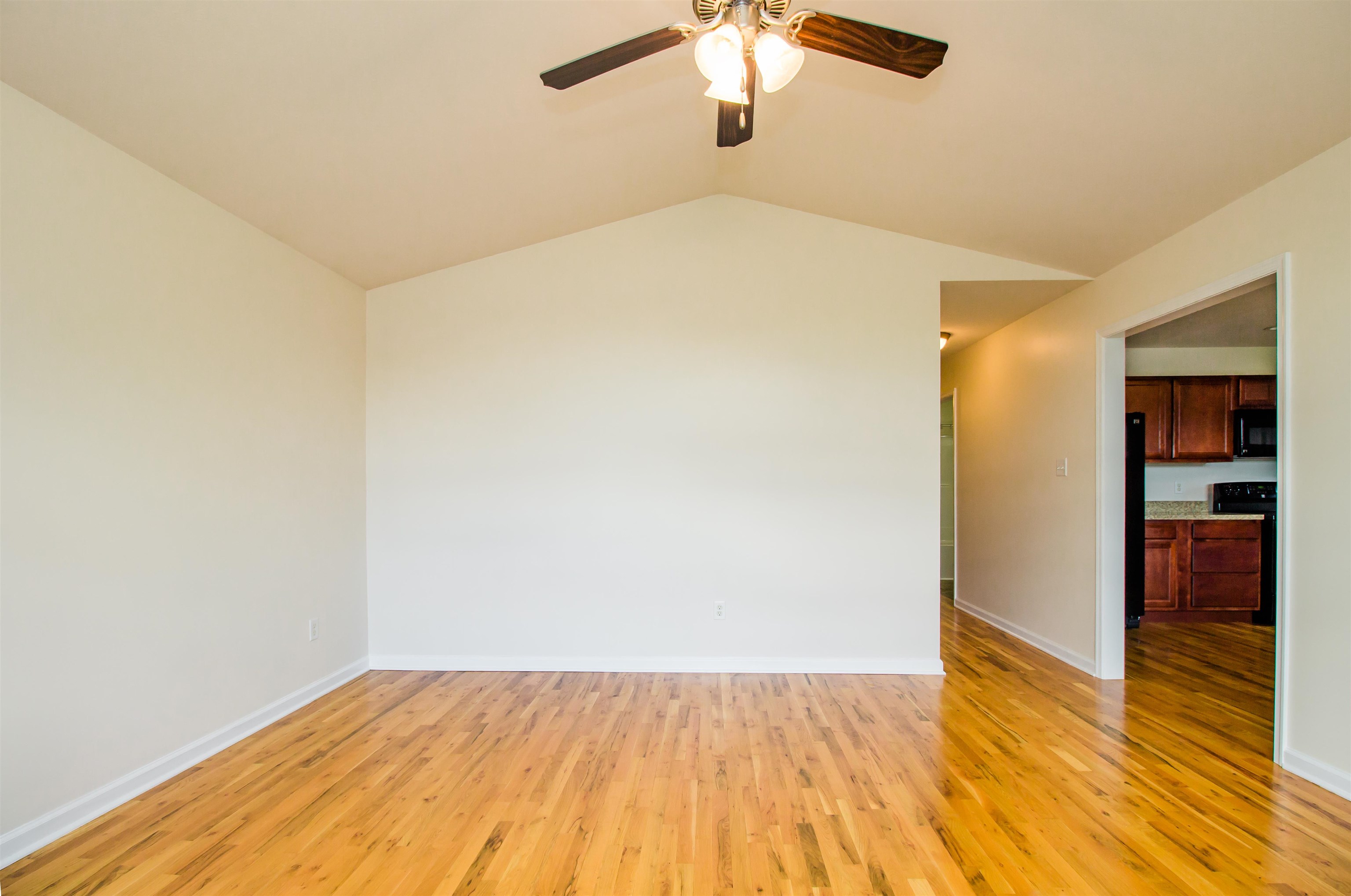 321 STICKLEY ST, MOUNT JACKSON, Virginia 22842, 3 Bedrooms Bedrooms, ,2 BathroomsBathrooms,Residential,321 STICKLEY ST,664980 MLS # 664980