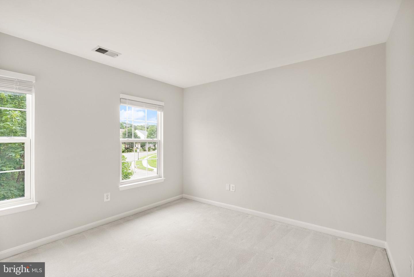 6608 SCHURTZ ST, ALEXANDRIA, Virginia 22310, 4 Bedrooms Bedrooms, ,4 BathroomsBathrooms,Residential,For sale,6608 SCHURTZ ST,VAFX2242942 MLS # VAFX2242942