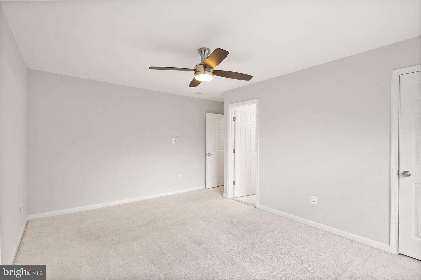 6608 SCHURTZ ST, ALEXANDRIA, Virginia 22310, 4 Bedrooms Bedrooms, ,4 BathroomsBathrooms,Residential,For sale,6608 SCHURTZ ST,VAFX2242942 MLS # VAFX2242942