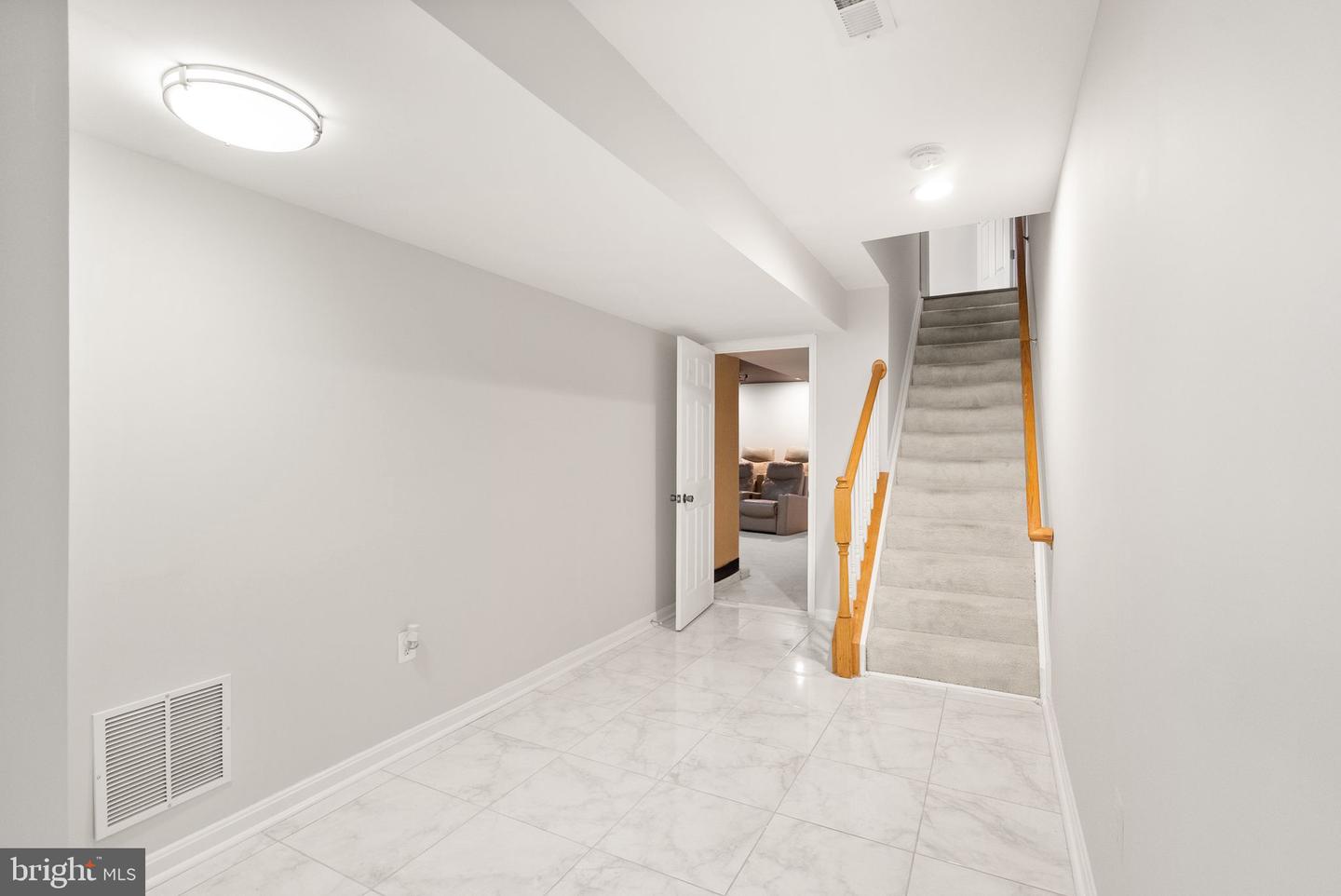 6608 SCHURTZ ST, ALEXANDRIA, Virginia 22310, 4 Bedrooms Bedrooms, ,4 BathroomsBathrooms,Residential,For sale,6608 SCHURTZ ST,VAFX2242942 MLS # VAFX2242942