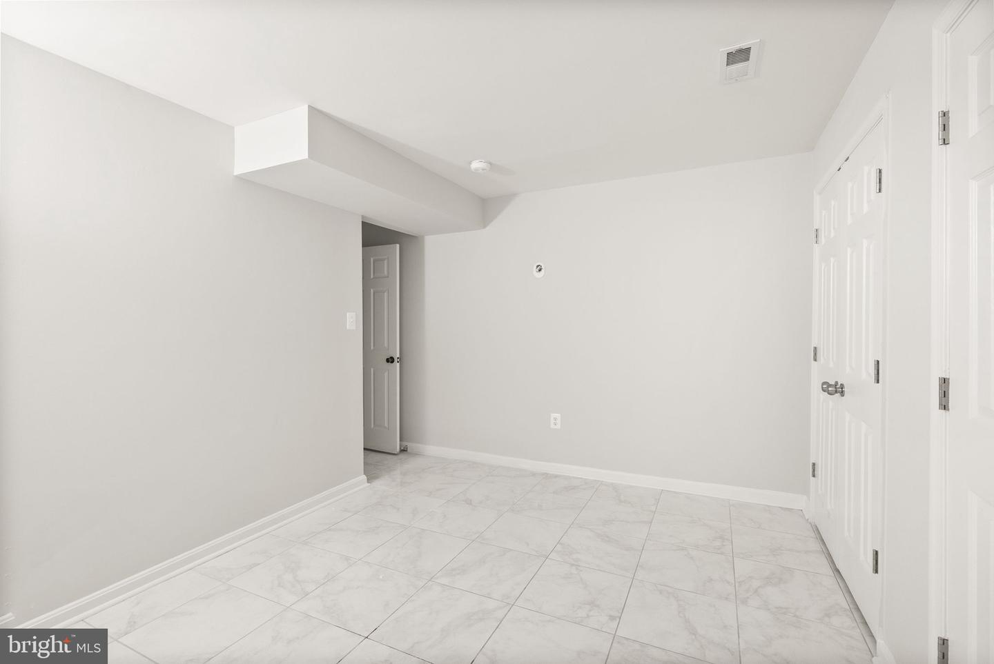 6608 SCHURTZ ST, ALEXANDRIA, Virginia 22310, 4 Bedrooms Bedrooms, ,4 BathroomsBathrooms,Residential,For sale,6608 SCHURTZ ST,VAFX2242942 MLS # VAFX2242942