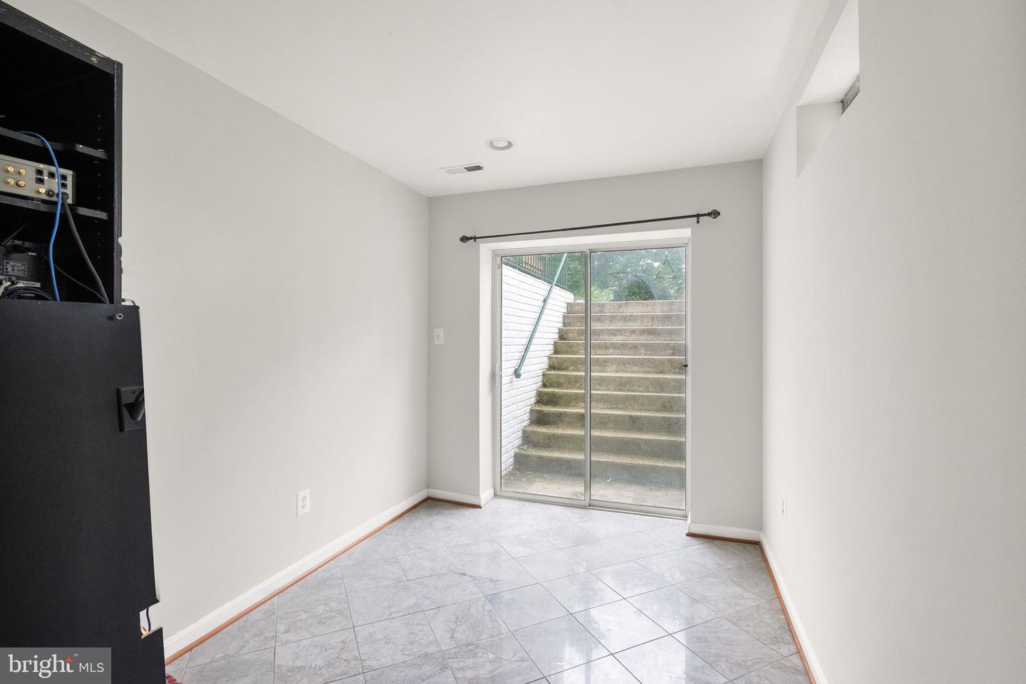 6608 SCHURTZ ST, ALEXANDRIA, Virginia 22310, 4 Bedrooms Bedrooms, ,4 BathroomsBathrooms,Residential,For sale,6608 SCHURTZ ST,VAFX2242942 MLS # VAFX2242942