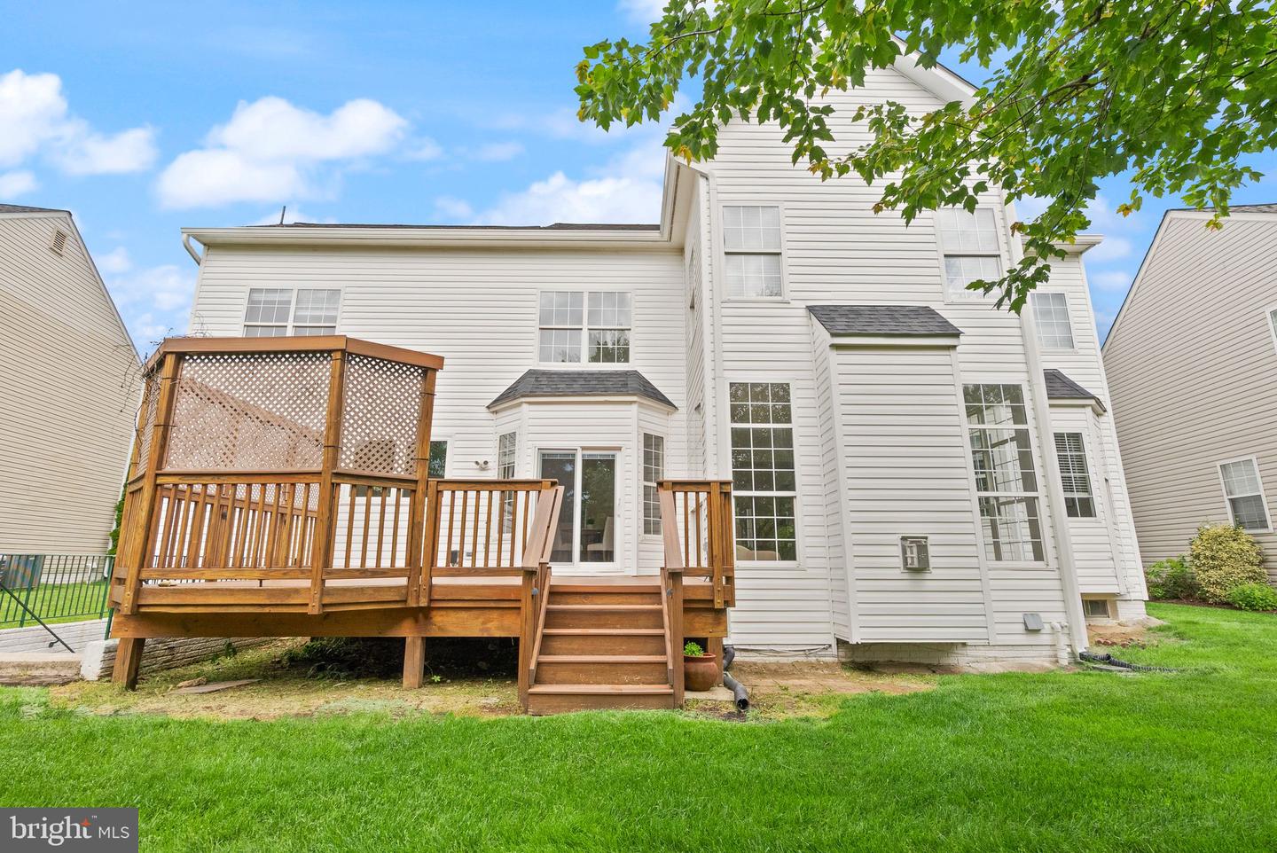 6608 SCHURTZ ST, ALEXANDRIA, Virginia 22310, 4 Bedrooms Bedrooms, ,4 BathroomsBathrooms,Residential,For sale,6608 SCHURTZ ST,VAFX2242942 MLS # VAFX2242942
