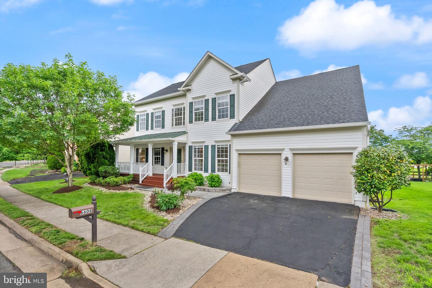 6608 SCHURTZ ST, ALEXANDRIA, Virginia 22310, 4 Bedrooms Bedrooms, ,4 BathroomsBathrooms,Residential,For sale,6608 SCHURTZ ST,VAFX2242942 MLS # VAFX2242942