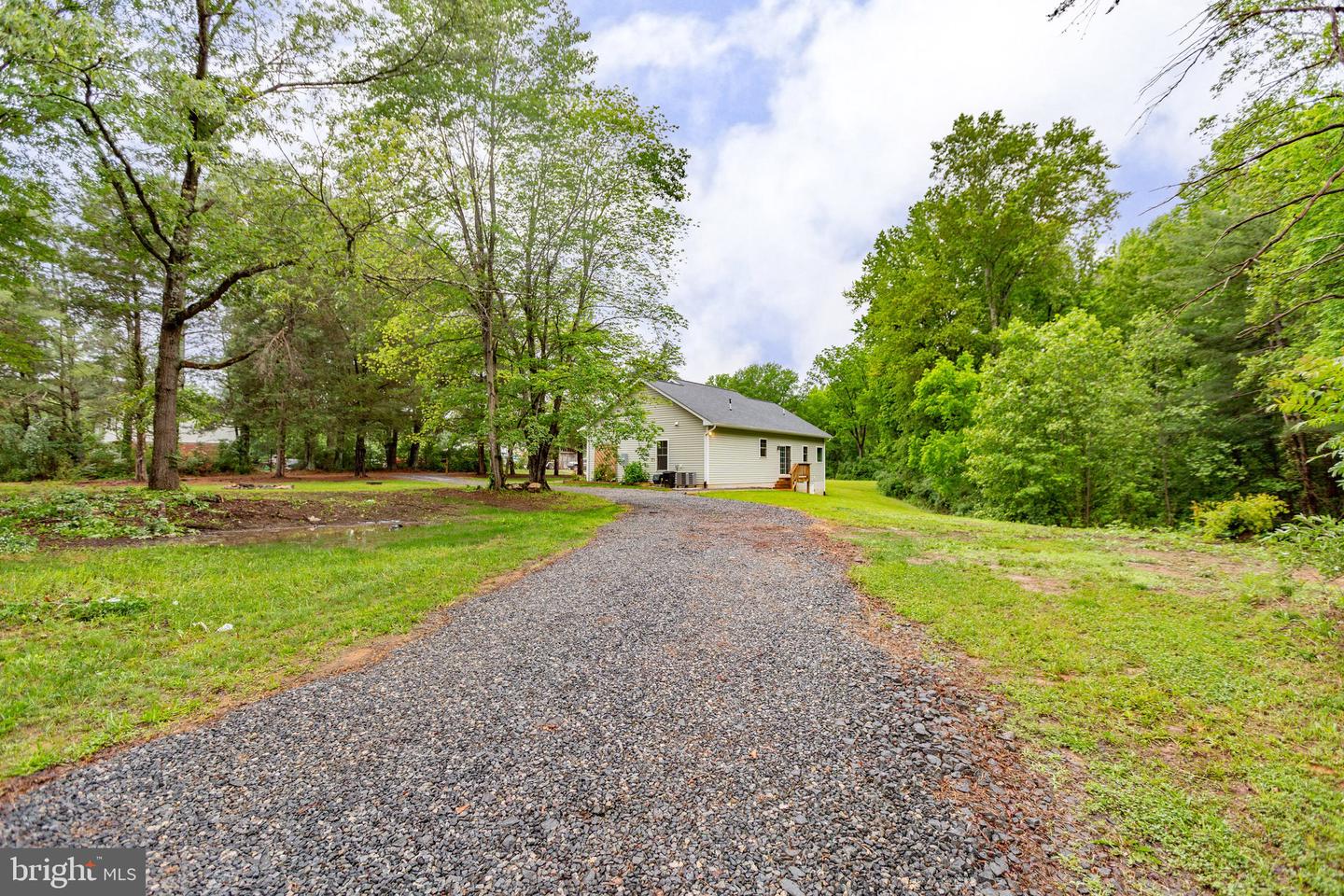 10701 THOMPSON LN, SPOTSYLVANIA, Virginia 22551, 3 Bedrooms Bedrooms, ,2 BathroomsBathrooms,Residential,For sale,10701 THOMPSON LN,VASP2033412 MLS # VASP2033412