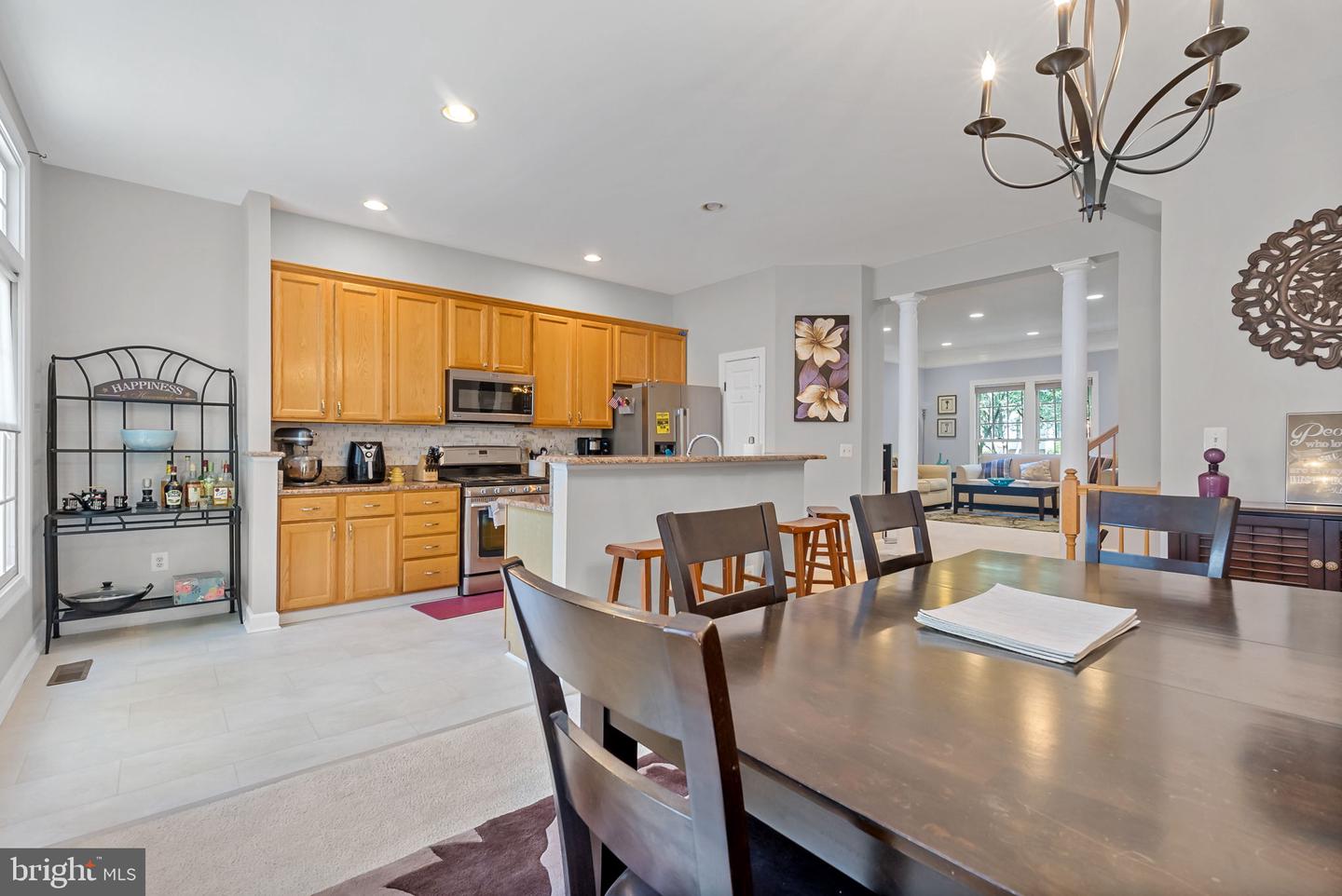 4320 THOMAS BRIGADE LN, FAIRFAX, Virginia 22033, 3 Bedrooms Bedrooms, ,2 BathroomsBathrooms,Residential,For sale,4320 THOMAS BRIGADE LN,VAFX2243038 MLS # VAFX2243038