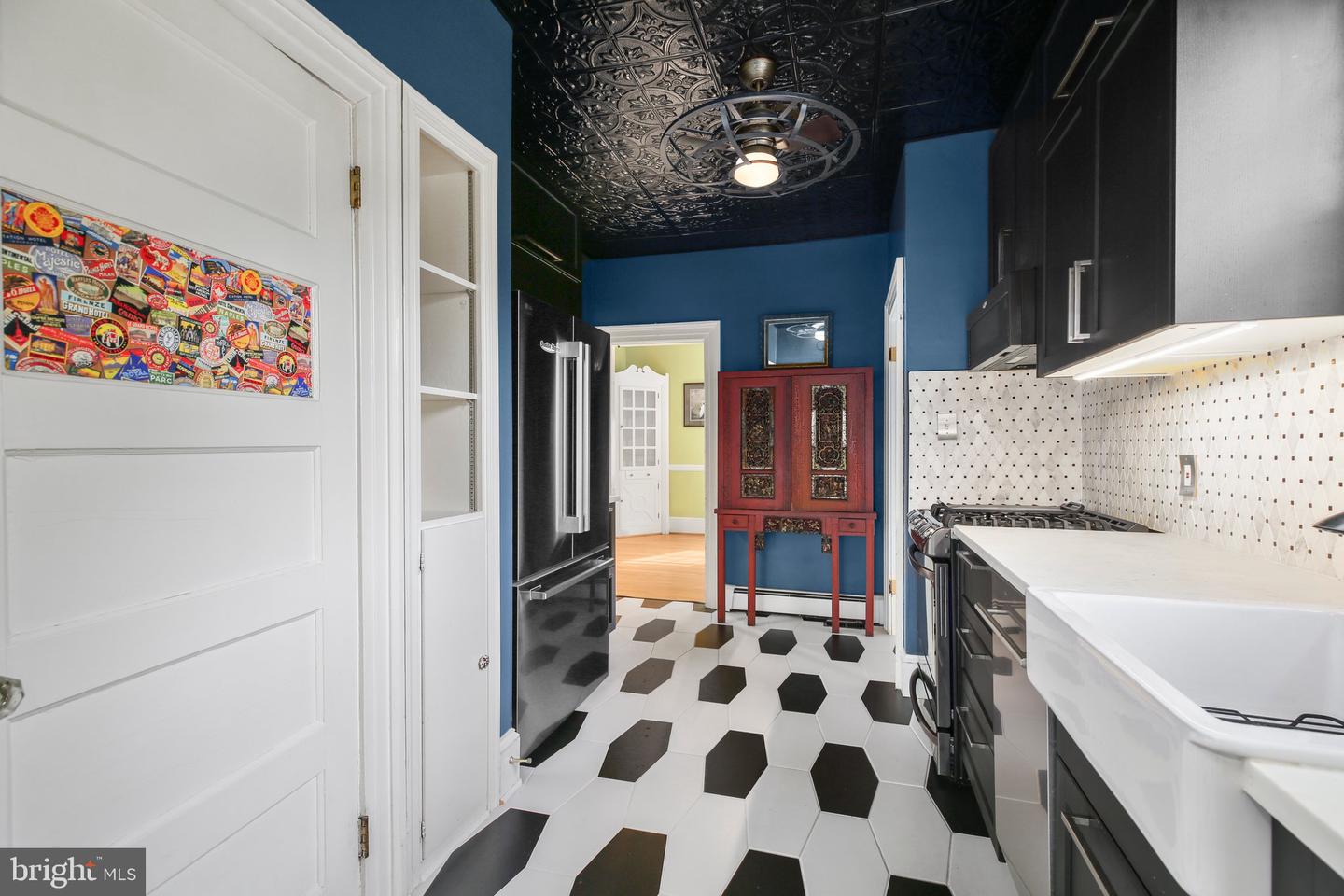 1107 KENMORE AVE, FREDERICKSBURG, Virginia 22401, 4 Bedrooms Bedrooms, ,1 BathroomBathrooms,Residential,For sale,1107 KENMORE AVE,VAFB2008296 MLS # VAFB2008296
