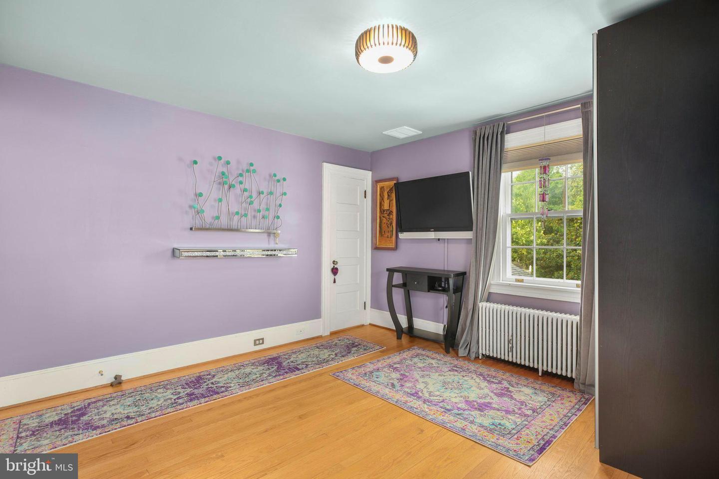 1107 KENMORE AVE, FREDERICKSBURG, Virginia 22401, 4 Bedrooms Bedrooms, ,1 BathroomBathrooms,Residential,For sale,1107 KENMORE AVE,VAFB2008296 MLS # VAFB2008296