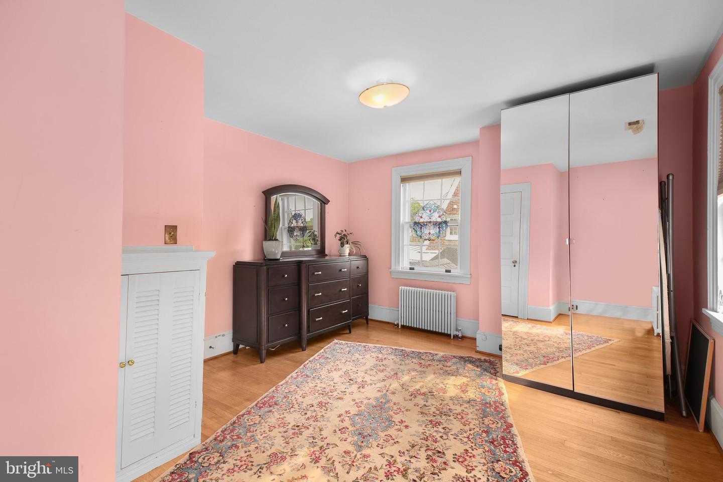 1107 KENMORE AVE, FREDERICKSBURG, Virginia 22401, 4 Bedrooms Bedrooms, ,1 BathroomBathrooms,Residential,For sale,1107 KENMORE AVE,VAFB2008296 MLS # VAFB2008296