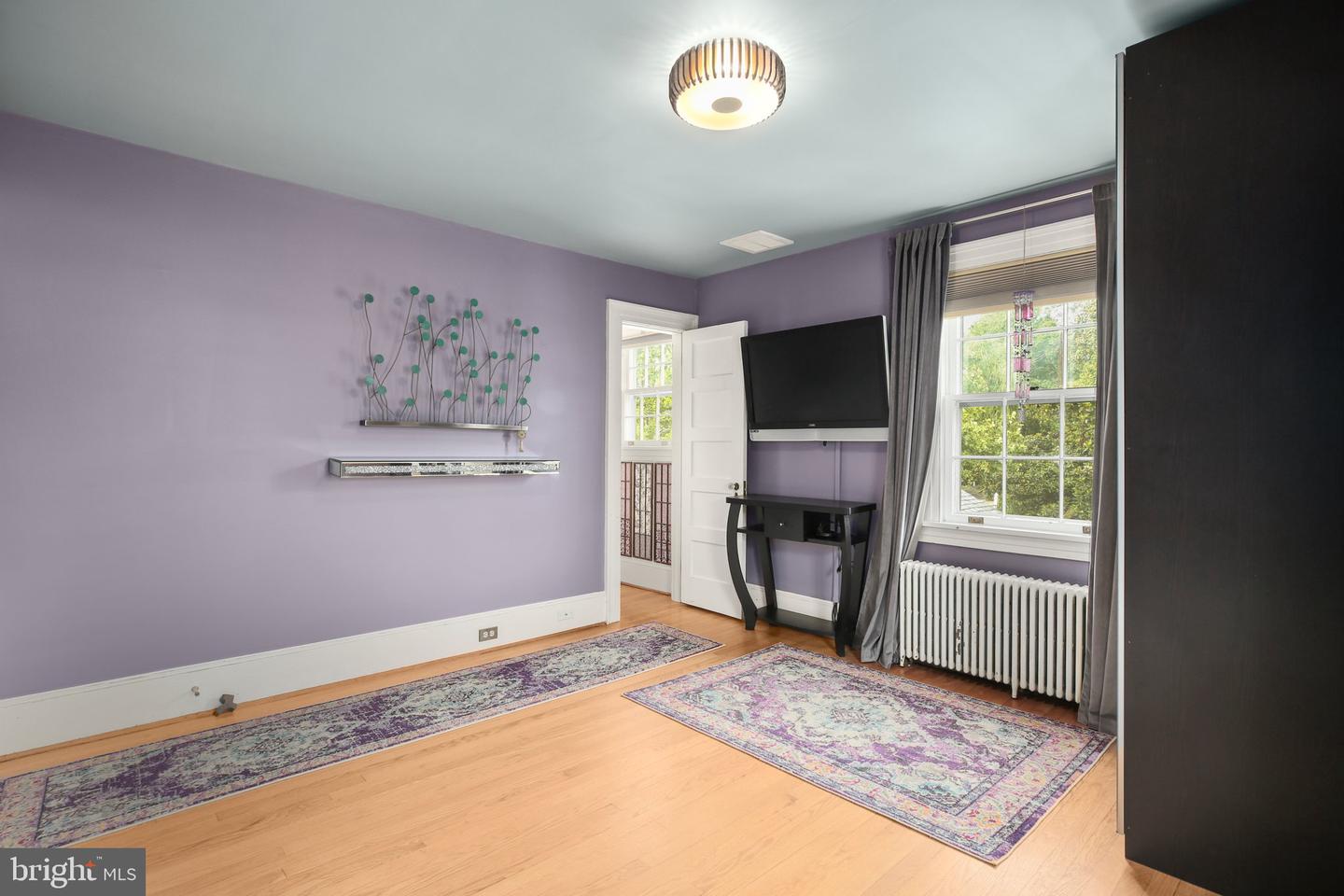 1107 KENMORE AVE, FREDERICKSBURG, Virginia 22401, 4 Bedrooms Bedrooms, ,1 BathroomBathrooms,Residential,For sale,1107 KENMORE AVE,VAFB2008296 MLS # VAFB2008296