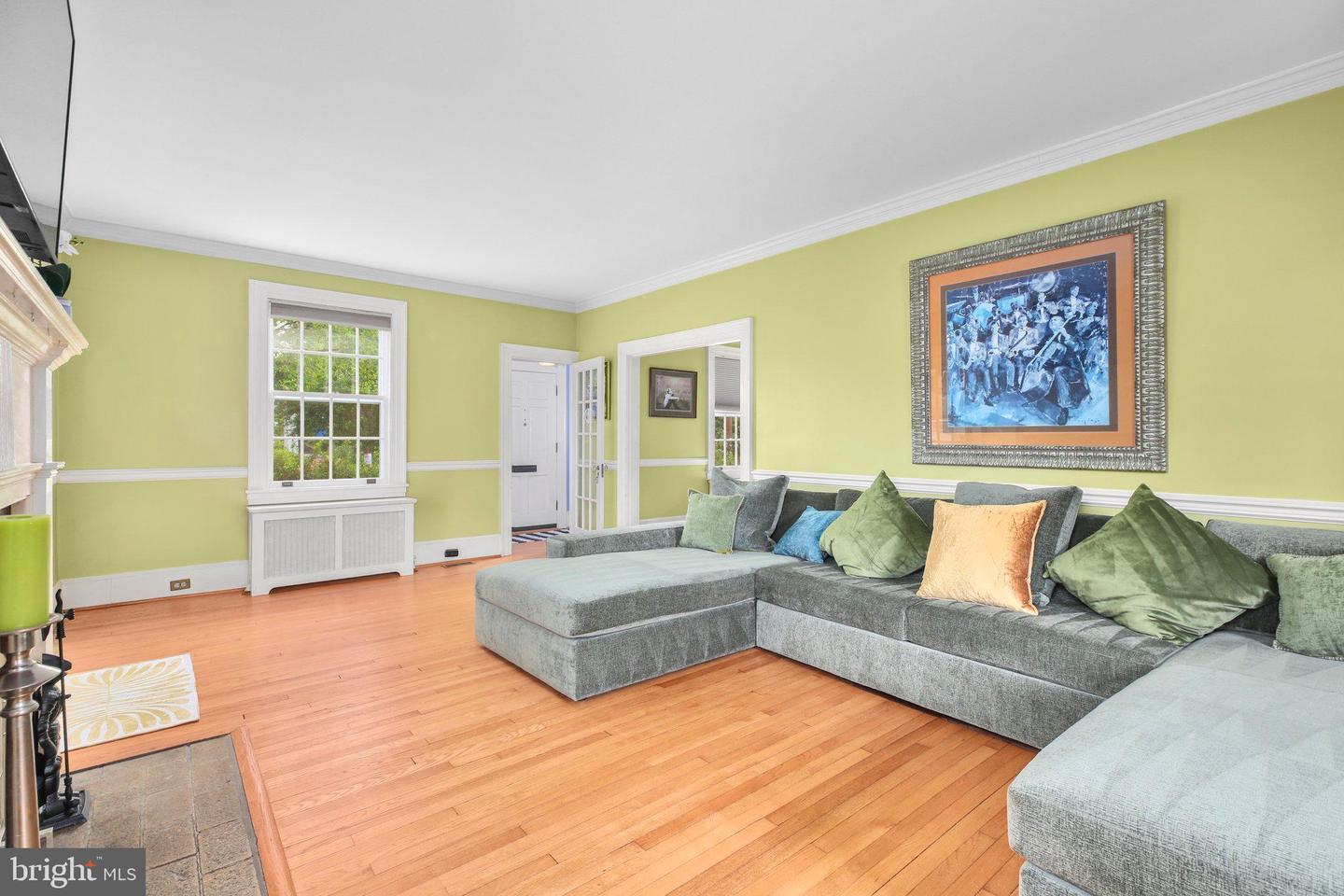 1107 KENMORE AVE, FREDERICKSBURG, Virginia 22401, 4 Bedrooms Bedrooms, ,1 BathroomBathrooms,Residential,For sale,1107 KENMORE AVE,VAFB2008296 MLS # VAFB2008296