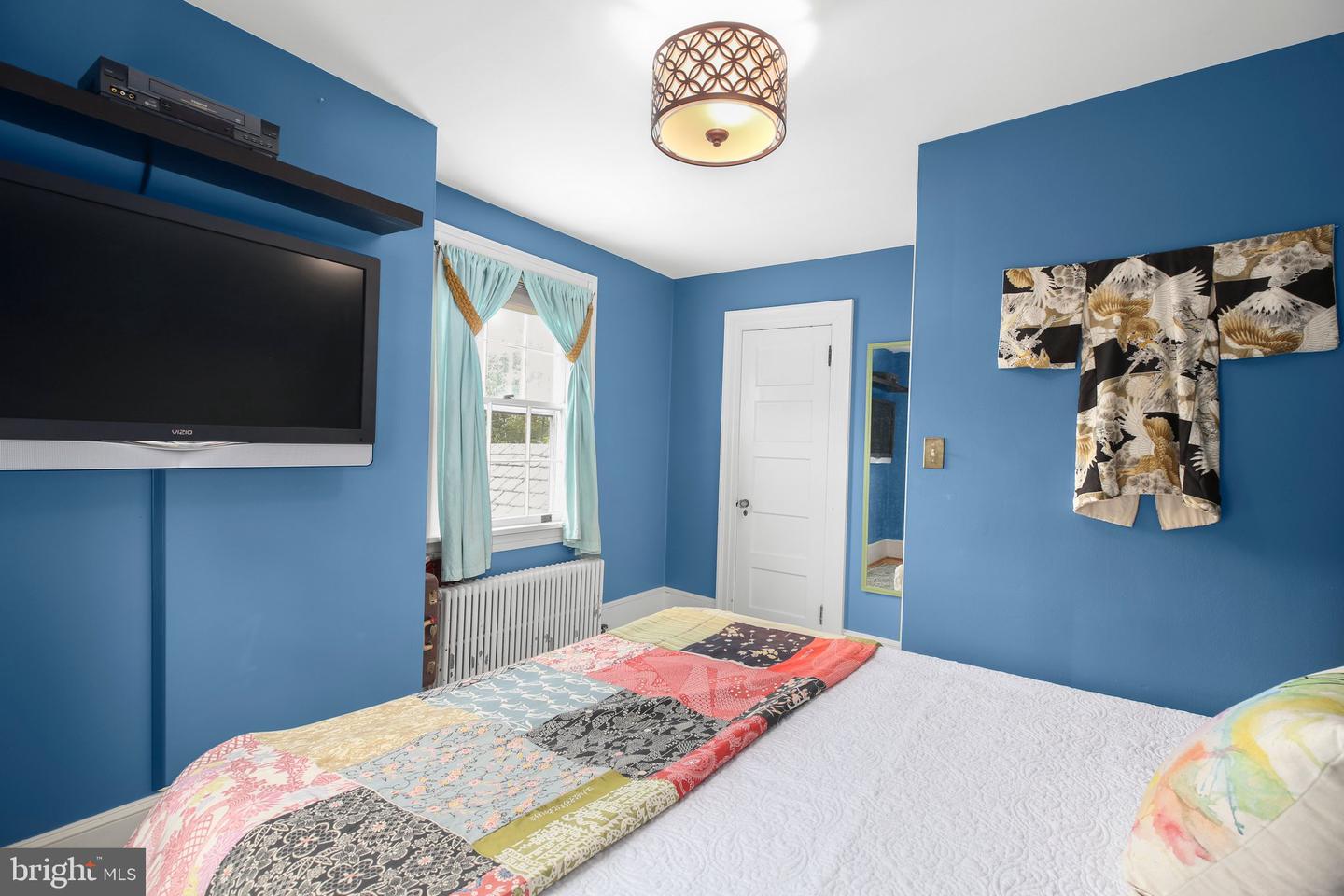 1107 KENMORE AVE, FREDERICKSBURG, Virginia 22401, 4 Bedrooms Bedrooms, ,1 BathroomBathrooms,Residential,For sale,1107 KENMORE AVE,VAFB2008296 MLS # VAFB2008296