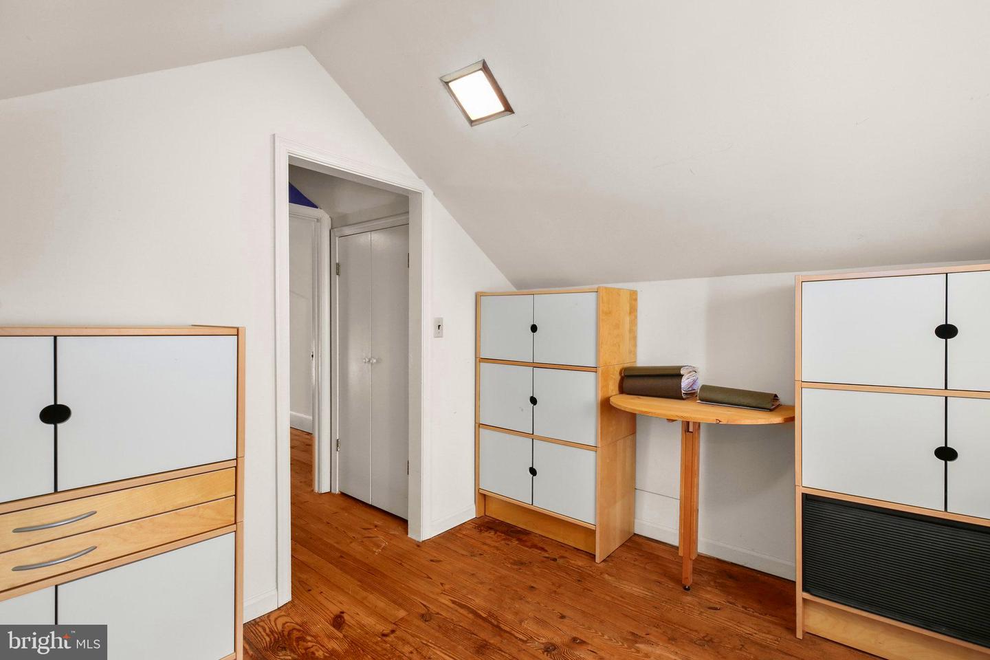 1107 KENMORE AVE, FREDERICKSBURG, Virginia 22401, 4 Bedrooms Bedrooms, ,1 BathroomBathrooms,Residential,For sale,1107 KENMORE AVE,VAFB2008296 MLS # VAFB2008296
