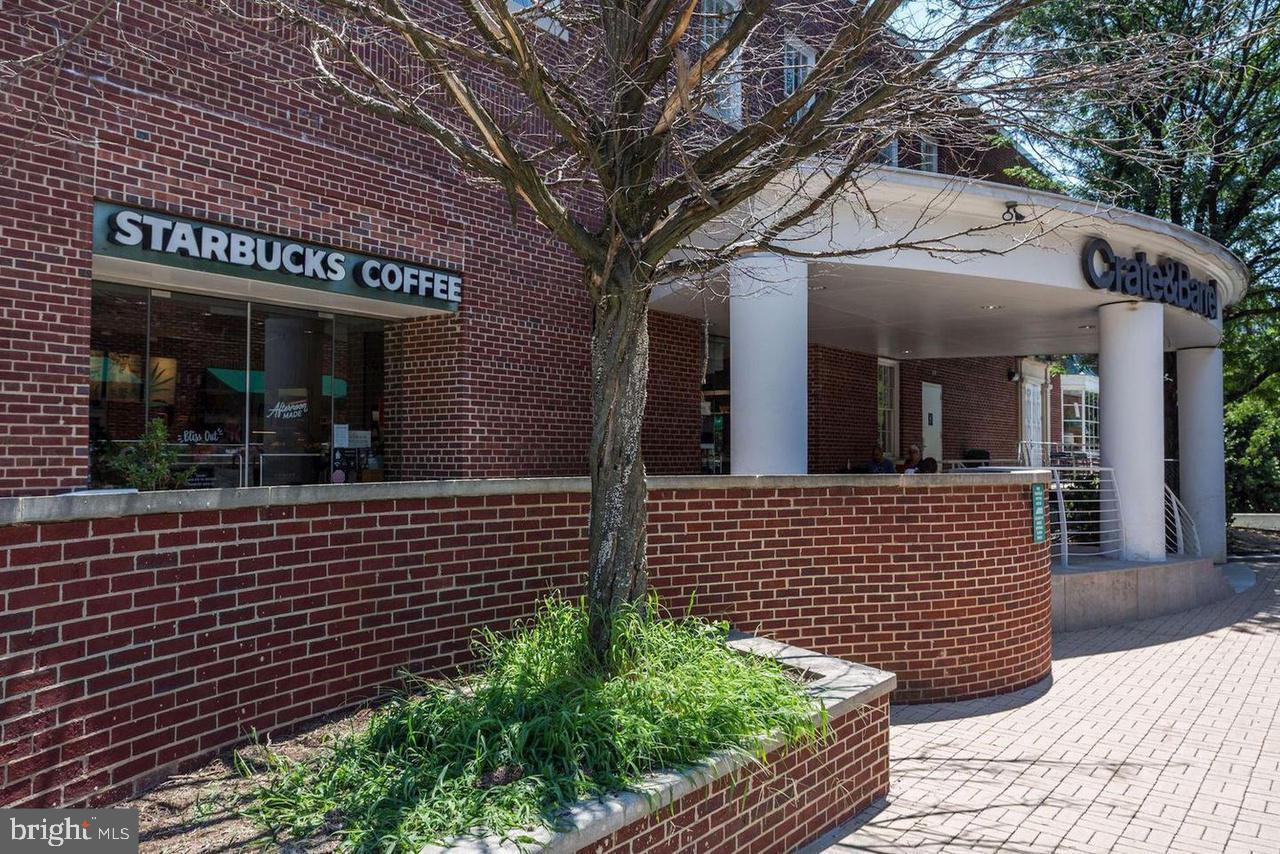 4200 CATHEDRAL AVE NW #1018, WASHINGTON, District Of Columbia 20016, 1 Bedroom Bedrooms, ,1 BathroomBathrooms,Residential,For sale,4200 CATHEDRAL AVE NW #1018,DCDC2202366 MLS # DCDC2202366