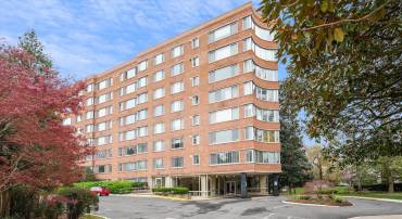 4200 CATHEDRAL AVE NW #1018, WASHINGTON, District Of Columbia 20016, 1 Bedroom Bedrooms, ,1 BathroomBathrooms,Residential,For sale,4200 CATHEDRAL AVE NW #1018,DCDC2202366 MLS # DCDC2202366