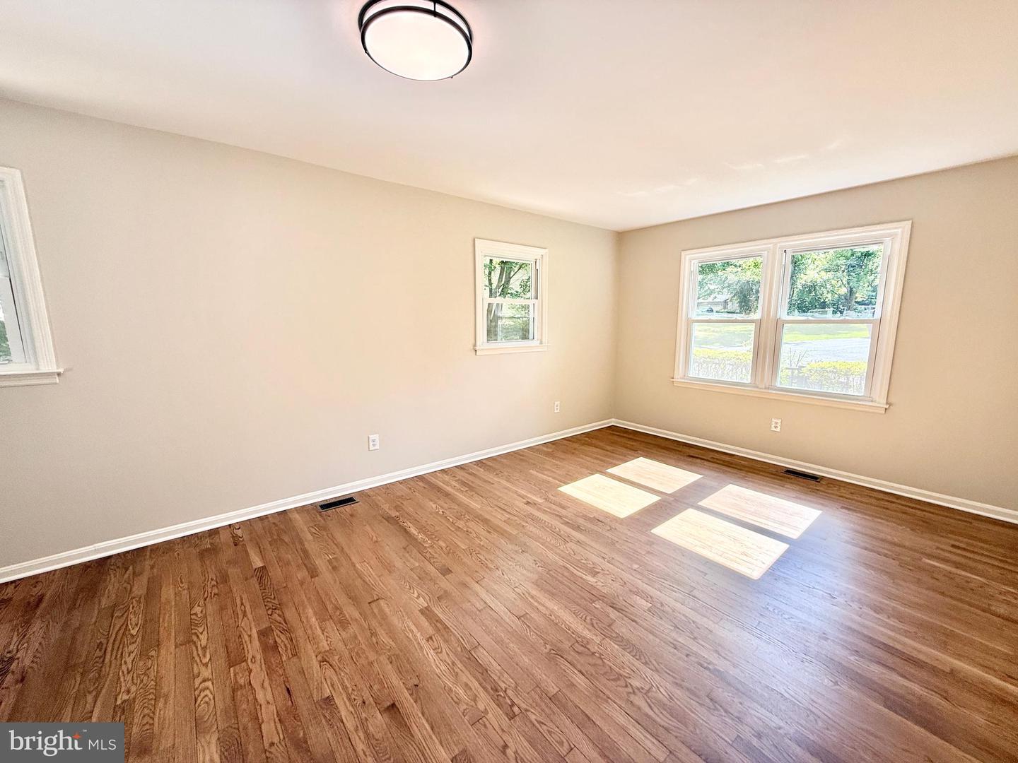 19 GREENRIDGE DR, STAFFORD, Virginia 22554, 3 Bedrooms Bedrooms, ,2 BathroomsBathrooms,Residential,For sale,19 GREENRIDGE DR,VAST2039202 MLS # VAST2039202