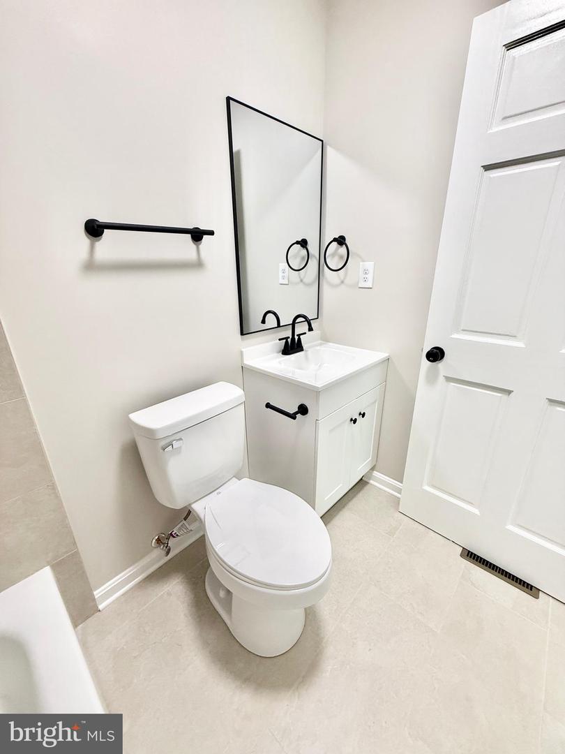 19 GREENRIDGE DR, STAFFORD, Virginia 22554, 3 Bedrooms Bedrooms, ,2 BathroomsBathrooms,Residential,For sale,19 GREENRIDGE DR,VAST2039202 MLS # VAST2039202