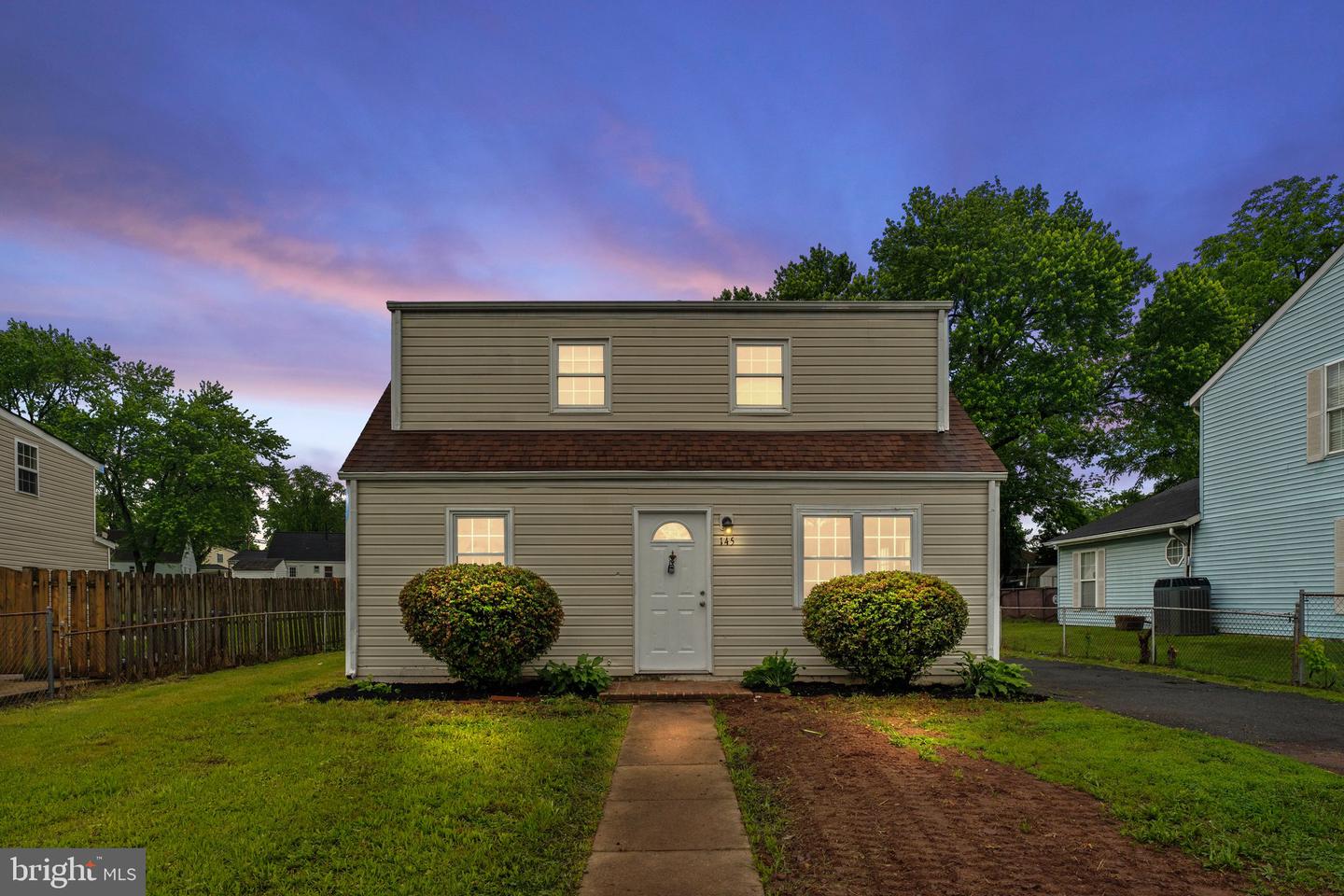 145 MARTIN DR, MANASSAS PARK, Virginia 20111, 3 Bedrooms Bedrooms, ,1 BathroomBathrooms,Residential,For sale,145 MARTIN DR,VAMP2003064 MLS # VAMP2003064