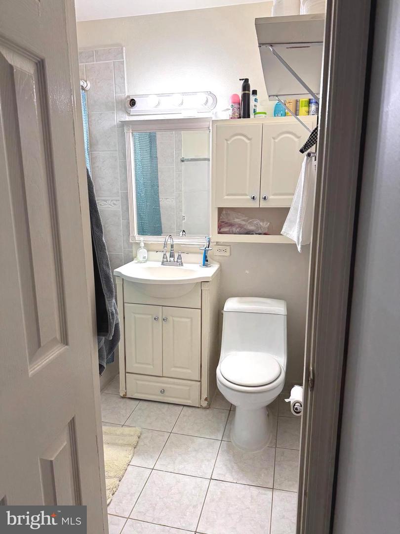 7332 LEE HWY #201, FALLS CHURCH, Virginia 22046, 2 Bedrooms Bedrooms, ,1 BathroomBathrooms,Residential,For sale,7332 LEE HWY #201,VAFX2243090 MLS # VAFX2243090