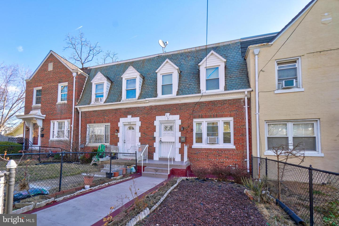 5317 7TH ST NW, WASHINGTON, District Of Columbia 20011, 4 Bedrooms Bedrooms, ,2 BathroomsBathrooms,Residential,For sale,5317 7TH ST NW,DCDC2202412 MLS # DCDC2202412