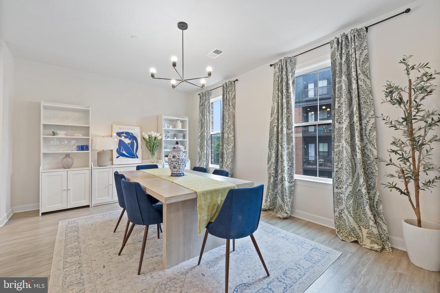 12363 AZURE LN #42, FAIRFAX, Virginia 22033, 3 Bedrooms Bedrooms, ,2 BathroomsBathrooms,Residential,For sale,12363 AZURE LN #42,VAFX2243020 MLS # VAFX2243020