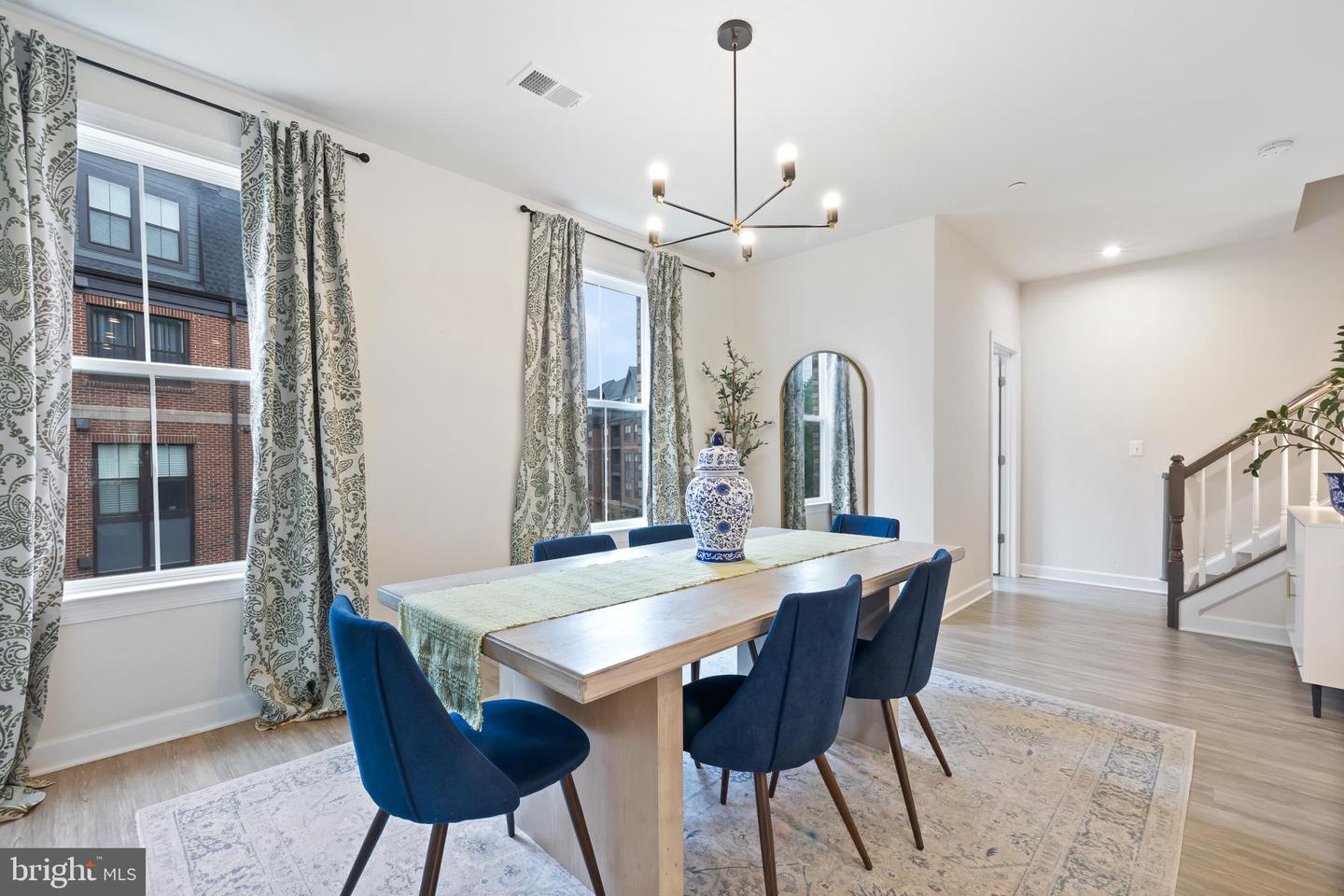 12363 AZURE LN #42, FAIRFAX, Virginia 22033, 3 Bedrooms Bedrooms, ,2 BathroomsBathrooms,Residential,For sale,12363 AZURE LN #42,VAFX2243020 MLS # VAFX2243020