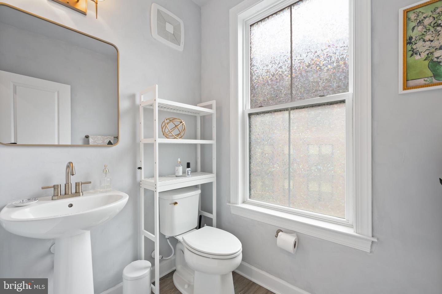 12363 AZURE LN #42, FAIRFAX, Virginia 22033, 3 Bedrooms Bedrooms, ,2 BathroomsBathrooms,Residential,For sale,12363 AZURE LN #42,VAFX2243020 MLS # VAFX2243020
