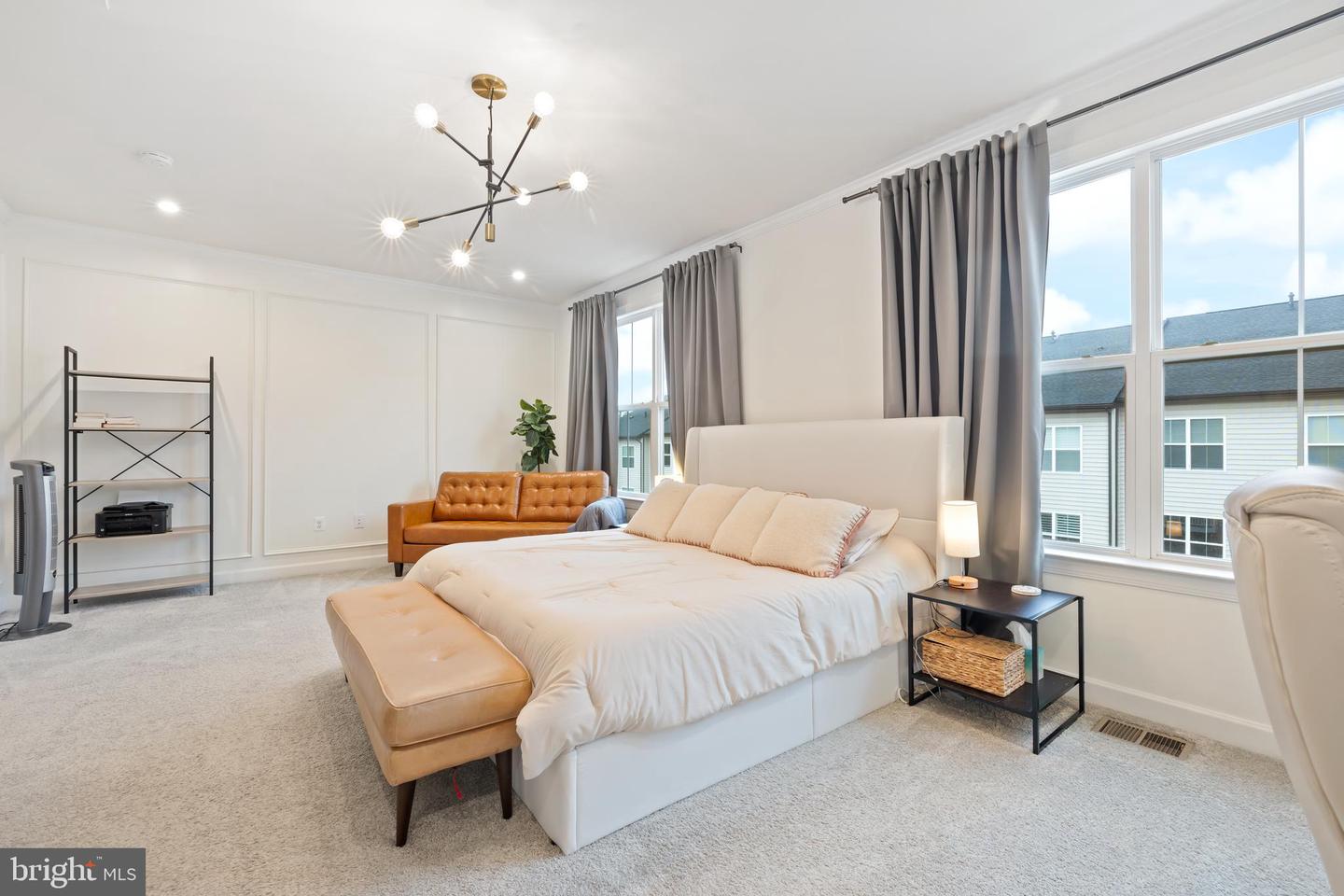 12363 AZURE LN #42, FAIRFAX, Virginia 22033, 3 Bedrooms Bedrooms, ,2 BathroomsBathrooms,Residential,For sale,12363 AZURE LN #42,VAFX2243020 MLS # VAFX2243020