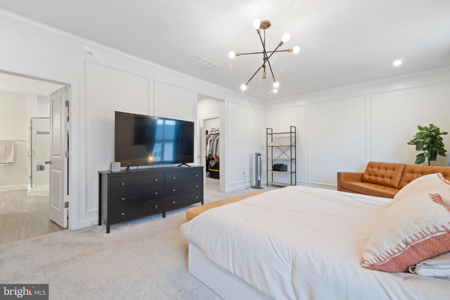 12363 AZURE LN #42, FAIRFAX, Virginia 22033, 3 Bedrooms Bedrooms, ,2 BathroomsBathrooms,Residential,For sale,12363 AZURE LN #42,VAFX2243020 MLS # VAFX2243020