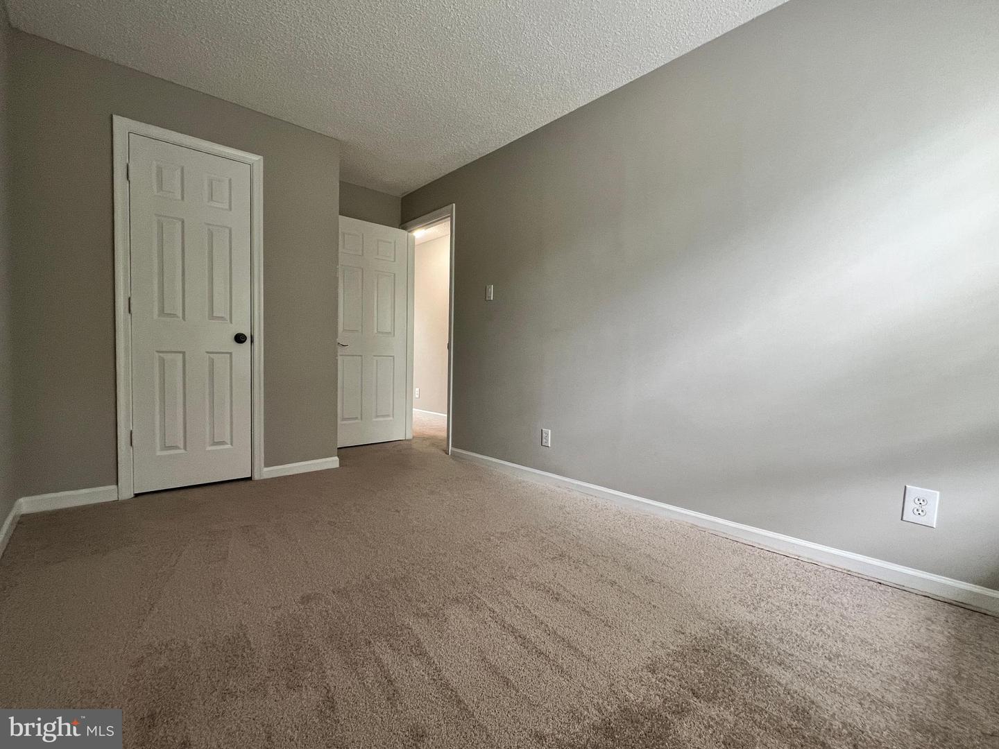 12106 GREENWAY CT #302, FAIRFAX, Virginia 22033, 3 Bedrooms Bedrooms, ,2 BathroomsBathrooms,Residential,For sale,12106 GREENWAY CT #302,VAFX2243030 MLS # VAFX2243030