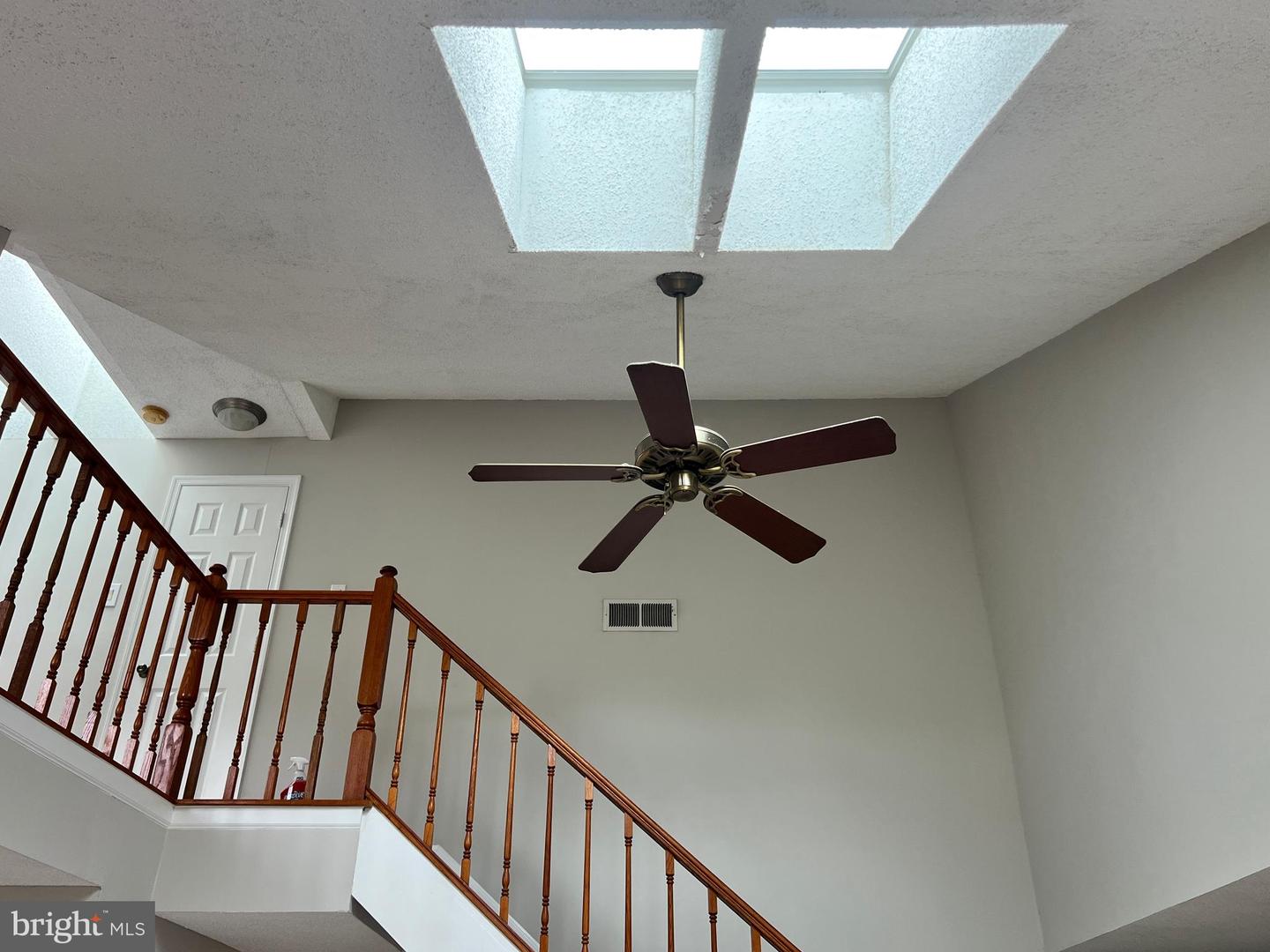 12106 GREENWAY CT #302, FAIRFAX, Virginia 22033, 3 Bedrooms Bedrooms, ,2 BathroomsBathrooms,Residential,For sale,12106 GREENWAY CT #302,VAFX2243030 MLS # VAFX2243030