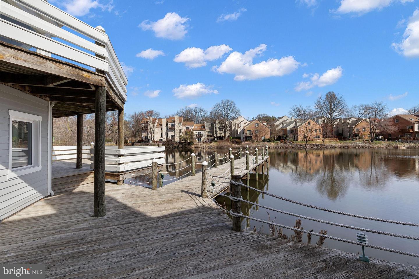 7596-I LAKESIDE VILLAGE DR, FALLS CHURCH, Virginia 22042, 2 Bedrooms Bedrooms, ,2 BathroomsBathrooms,Residential,For sale,7596-I LAKESIDE VILLAGE DR,VAFX2243034 MLS # VAFX2243034