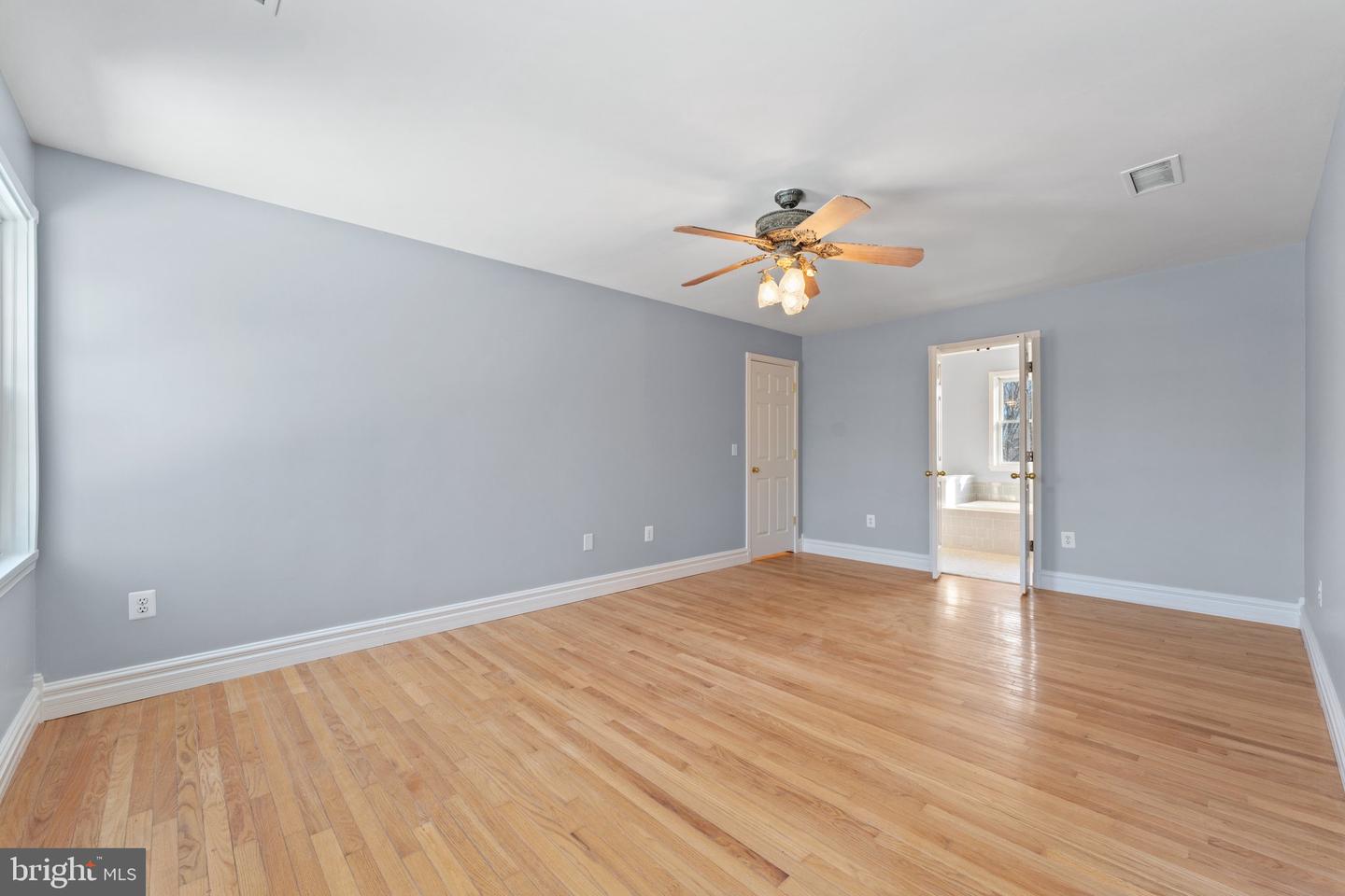 183 LAKELAND ROAD, STAFFORD, Virginia 22554, 5 Bedrooms Bedrooms, ,3 BathroomsBathrooms,Residential,For sale,183 LAKELAND ROAD,VAST2039190 MLS # VAST2039190